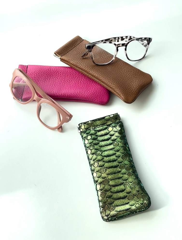 Squeeze Glasses Case