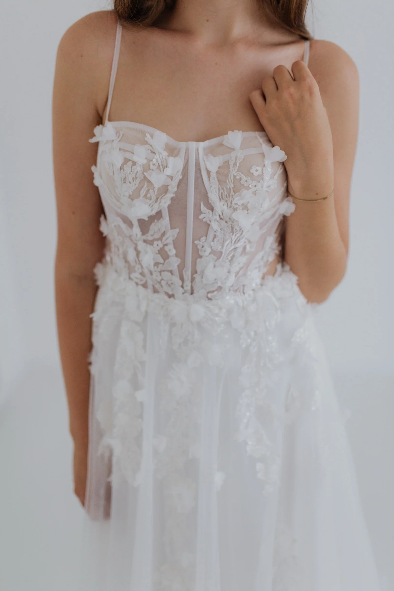 Amy Love-Butterfly-Brautkleid-Details .jpeg