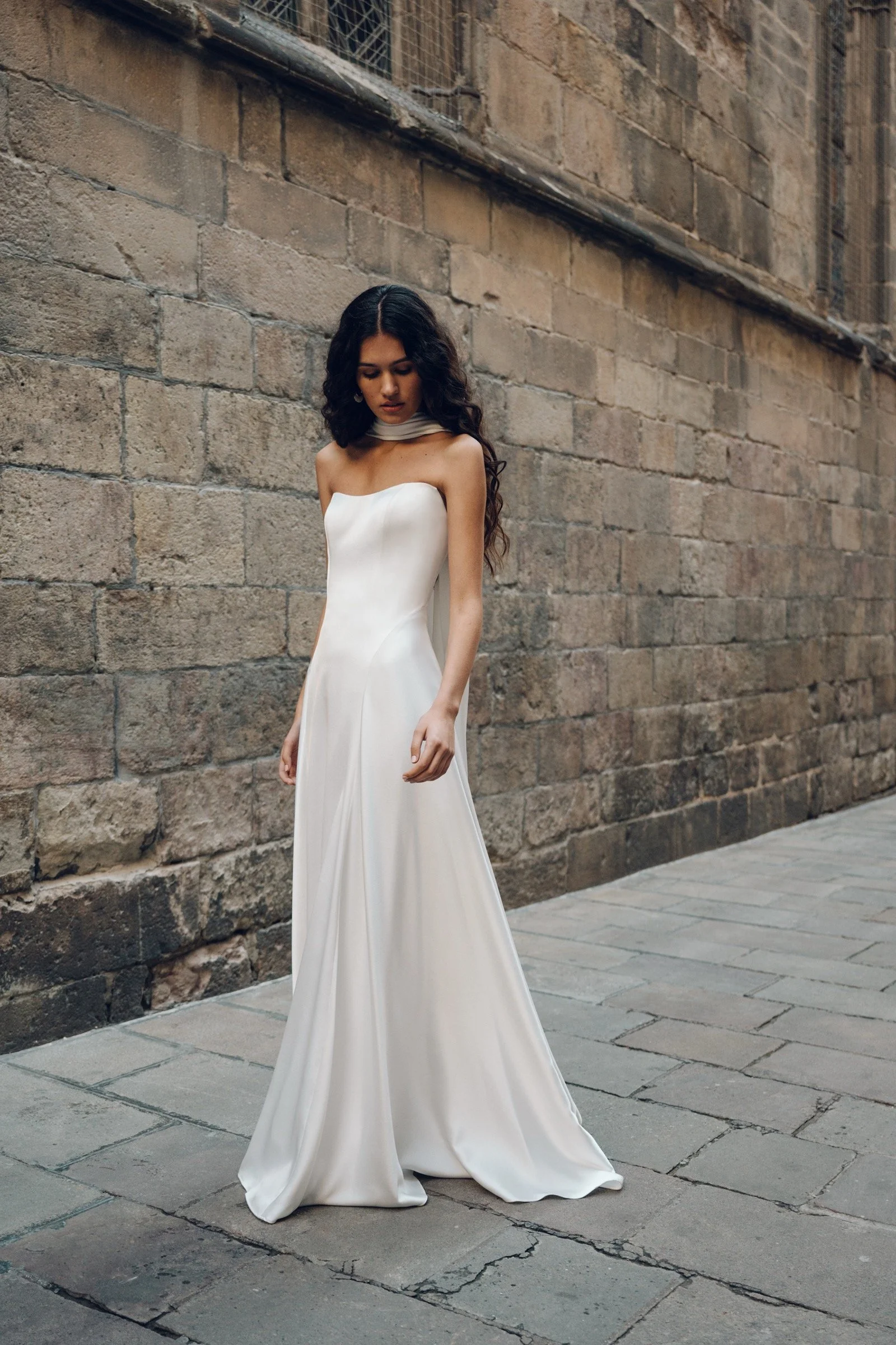 Addilyn von Jenny Yoo, cleanes A-Linien-Brautkleid aus luxuriösem Satin