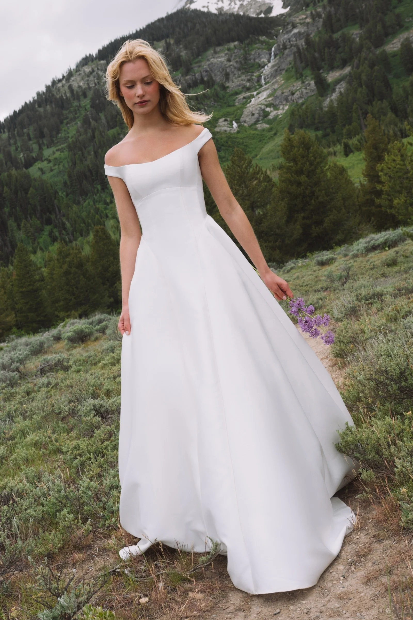 Alyne Brautkleid von Jenny Yoo mit Korsett-Oberteil und modifizierter Basque-Taille