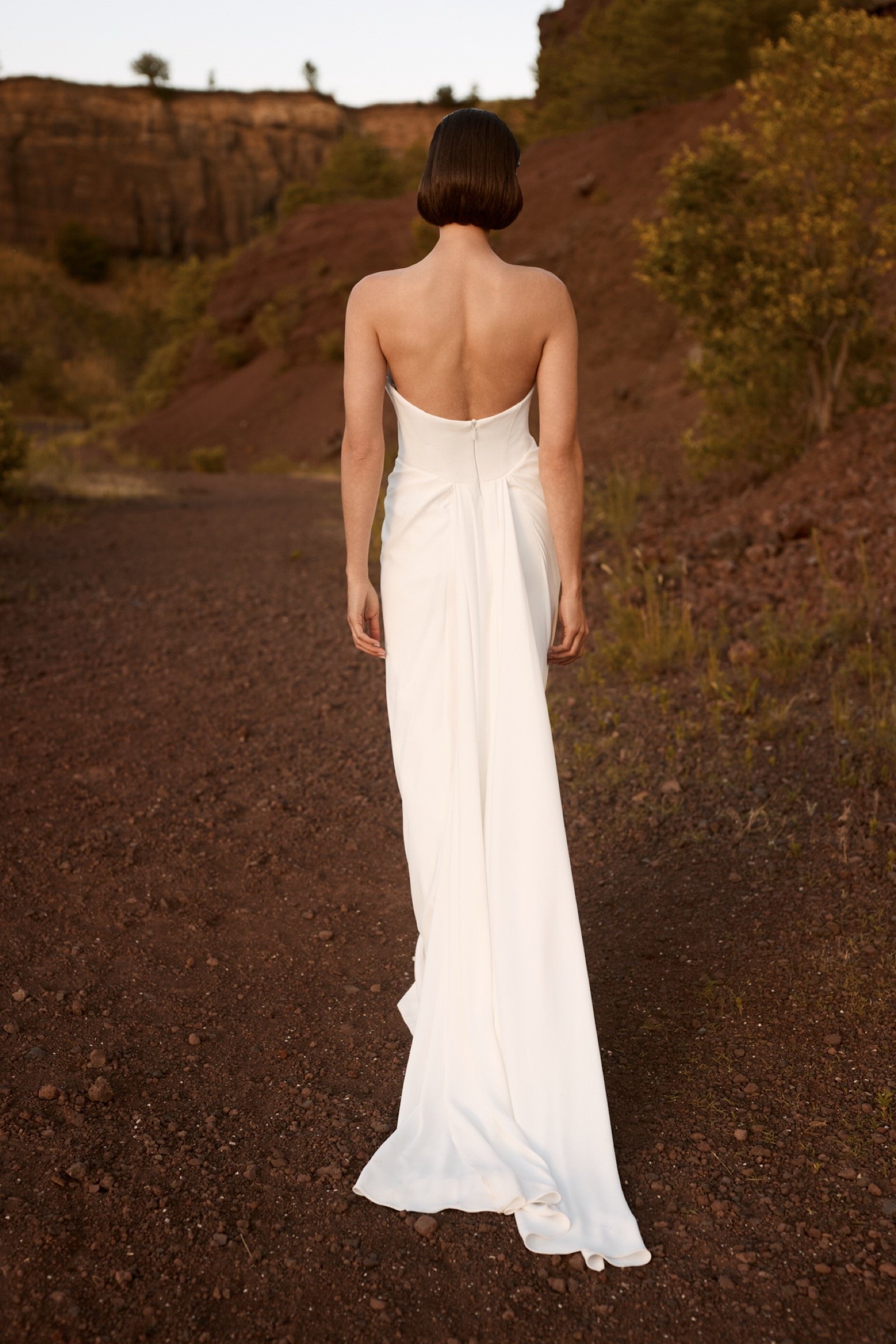 AmyLove-Rene-Brautkleid-hinten.jpg