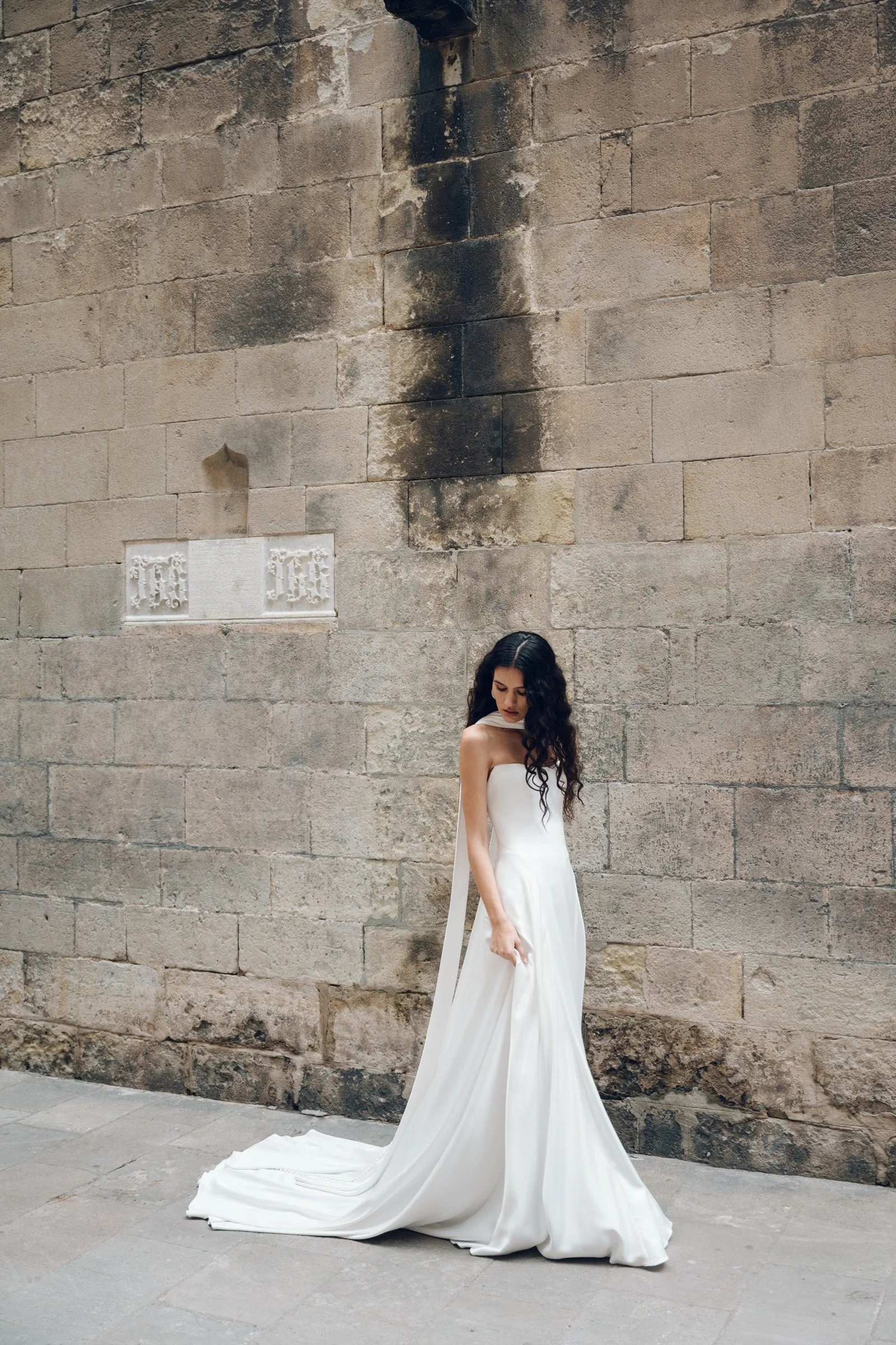 Addilyn von Jenny Yoo, cleanes A-Linien-Brautkleid aus luxuriösem Satin