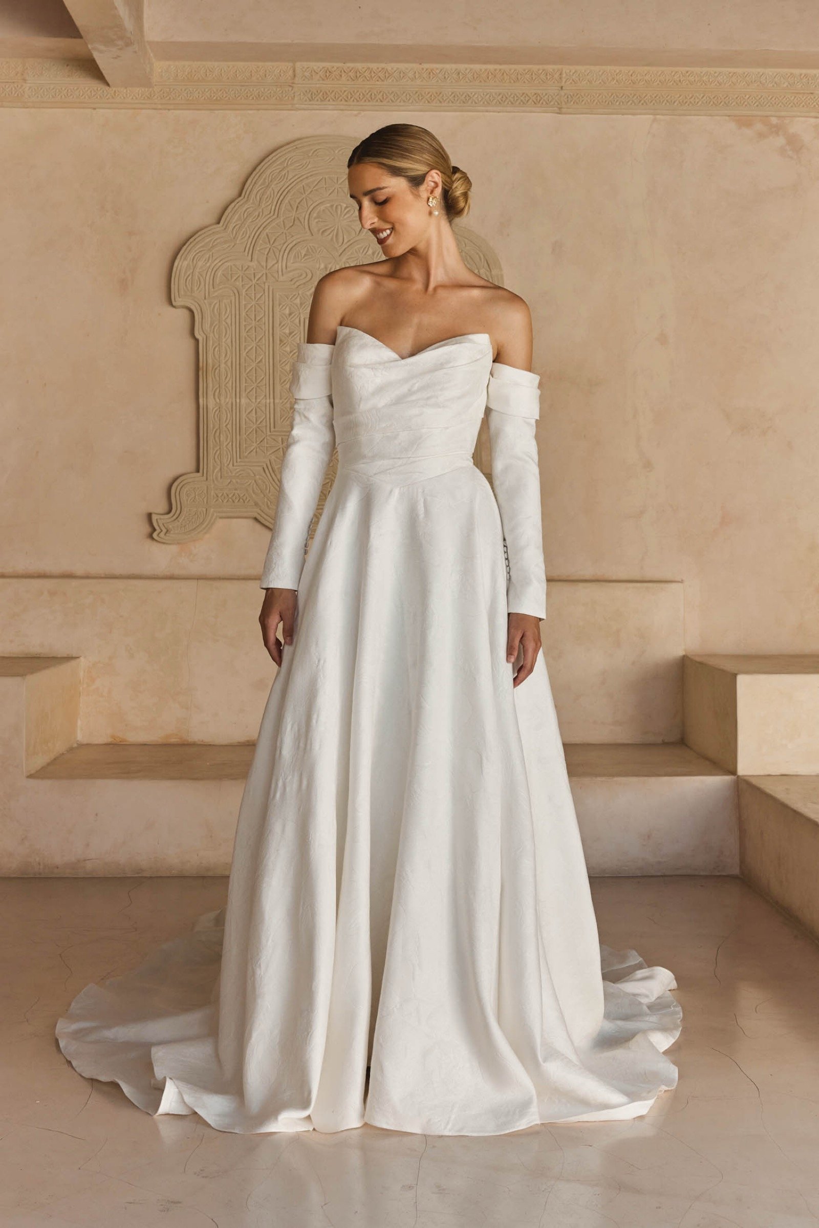 MadiLane-Liam-Brautkleid-front.jpeg