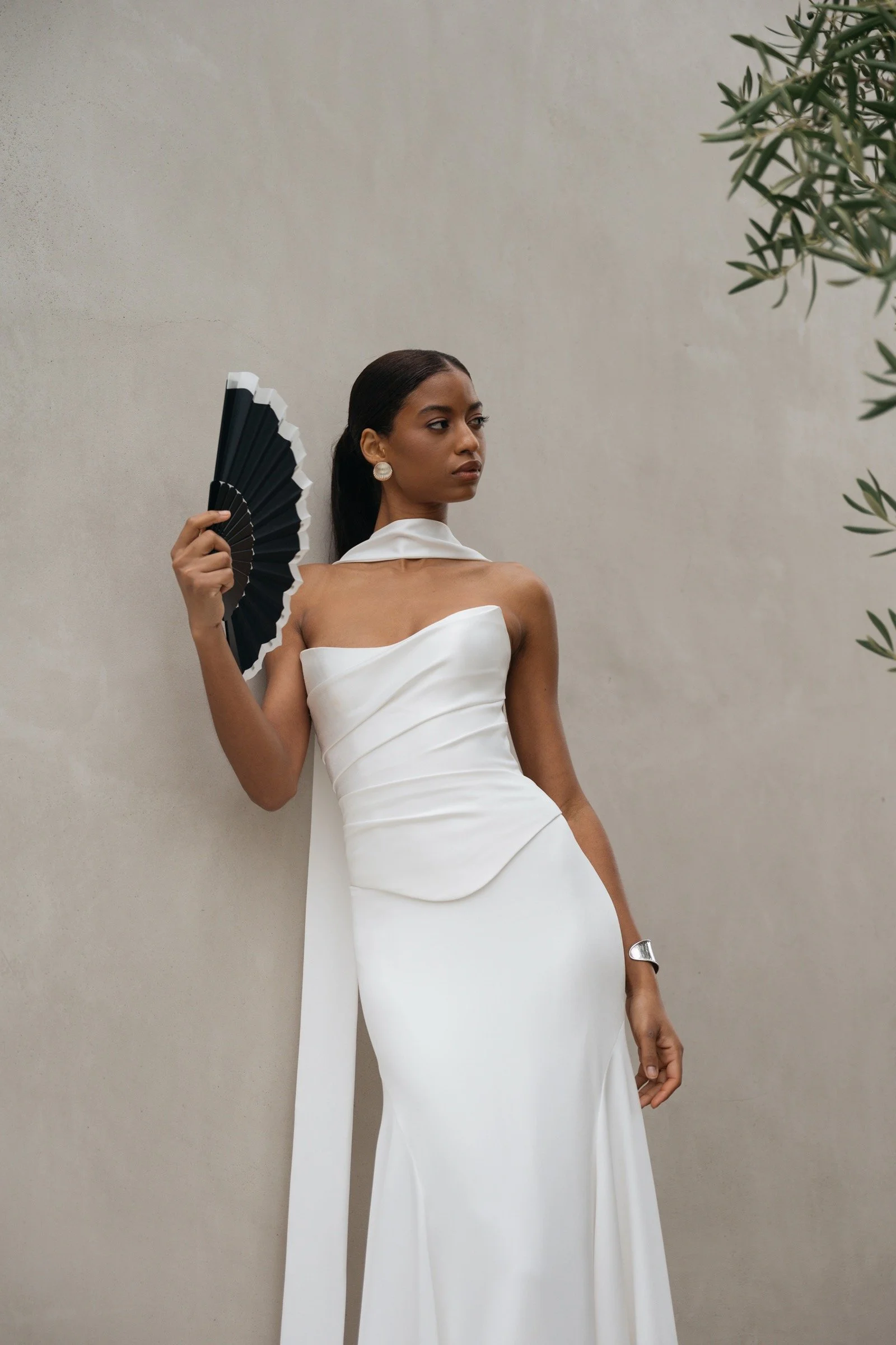 Alora Brautkleid von Jenny Yoo mit drapiertem Korsett-Oberteil und rundem Dekolleté