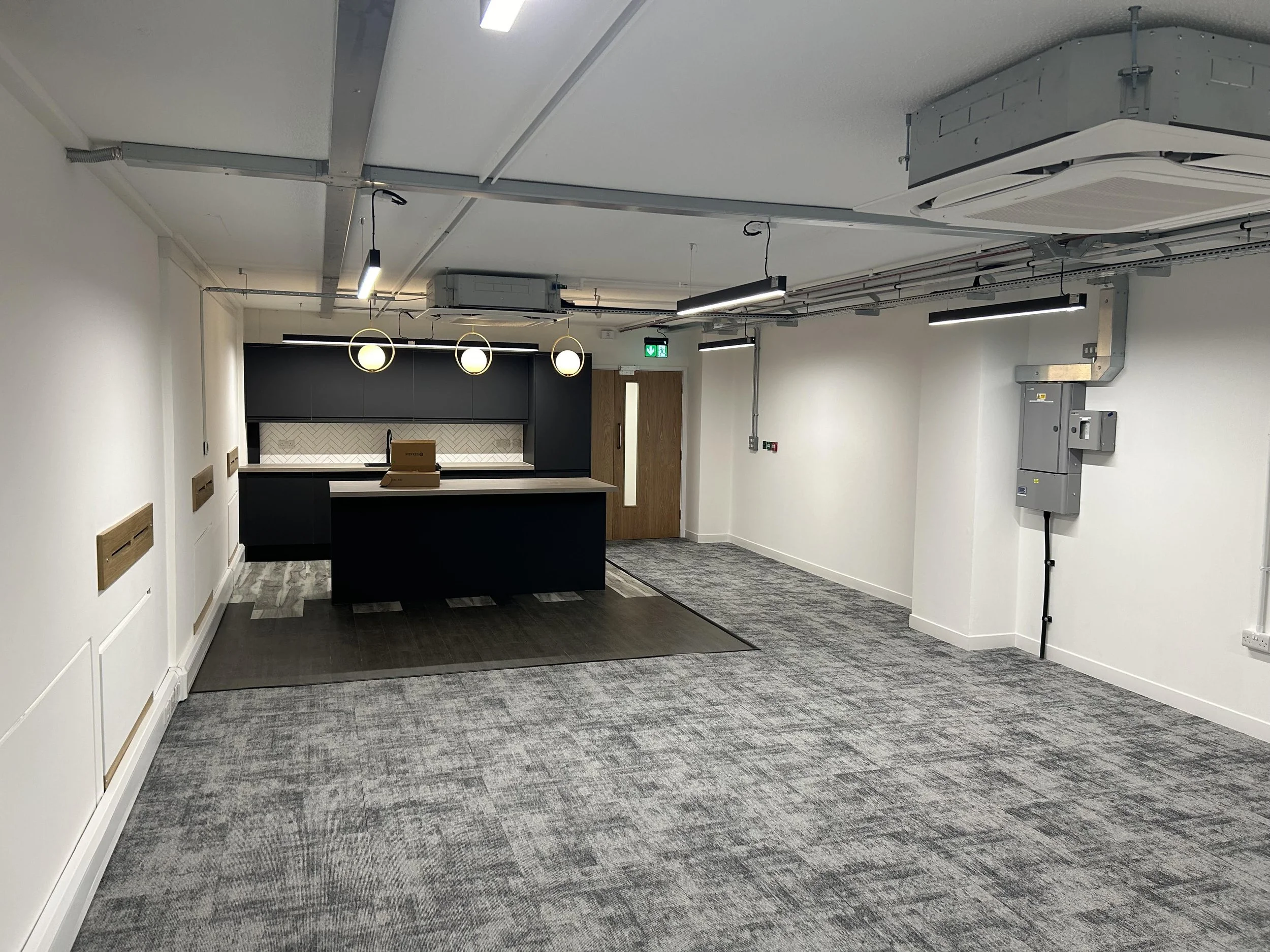 Commercial Electrical  - Whirefriars