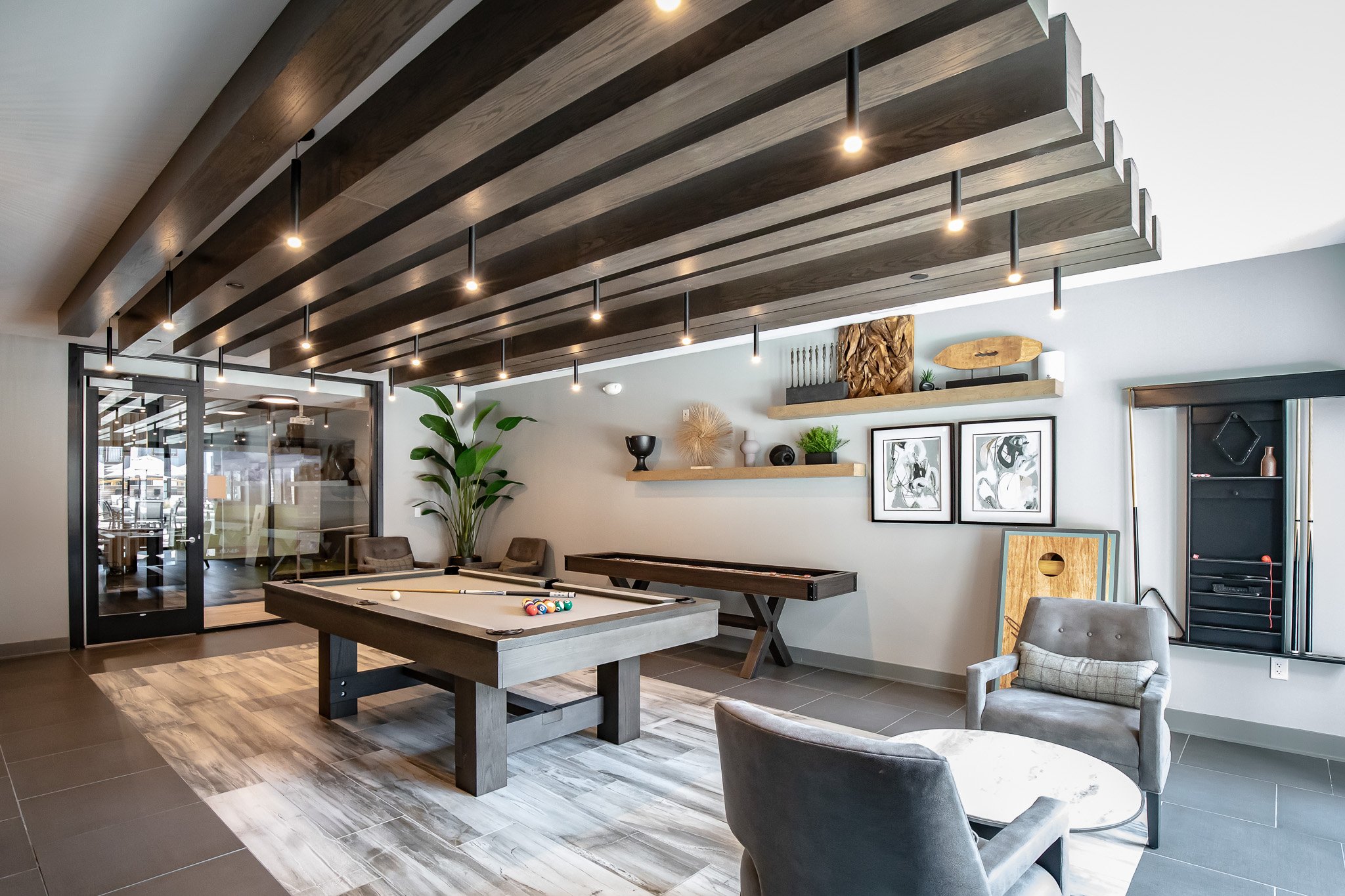 chicago wisconsin the eleni multifamily interiors.jpg