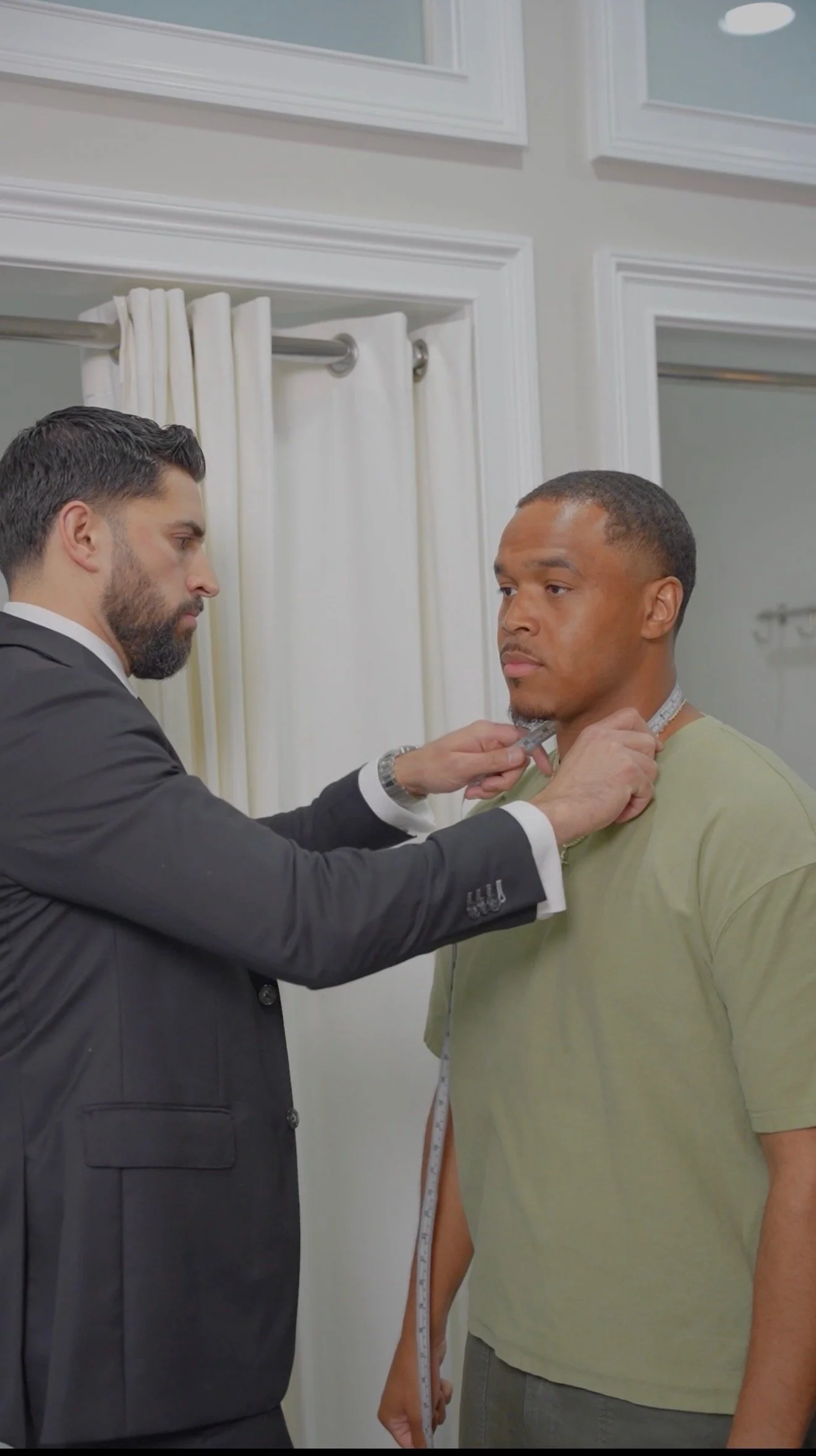 What Happens at a Tuxedo Fitting? Here's Exactly What to Expect