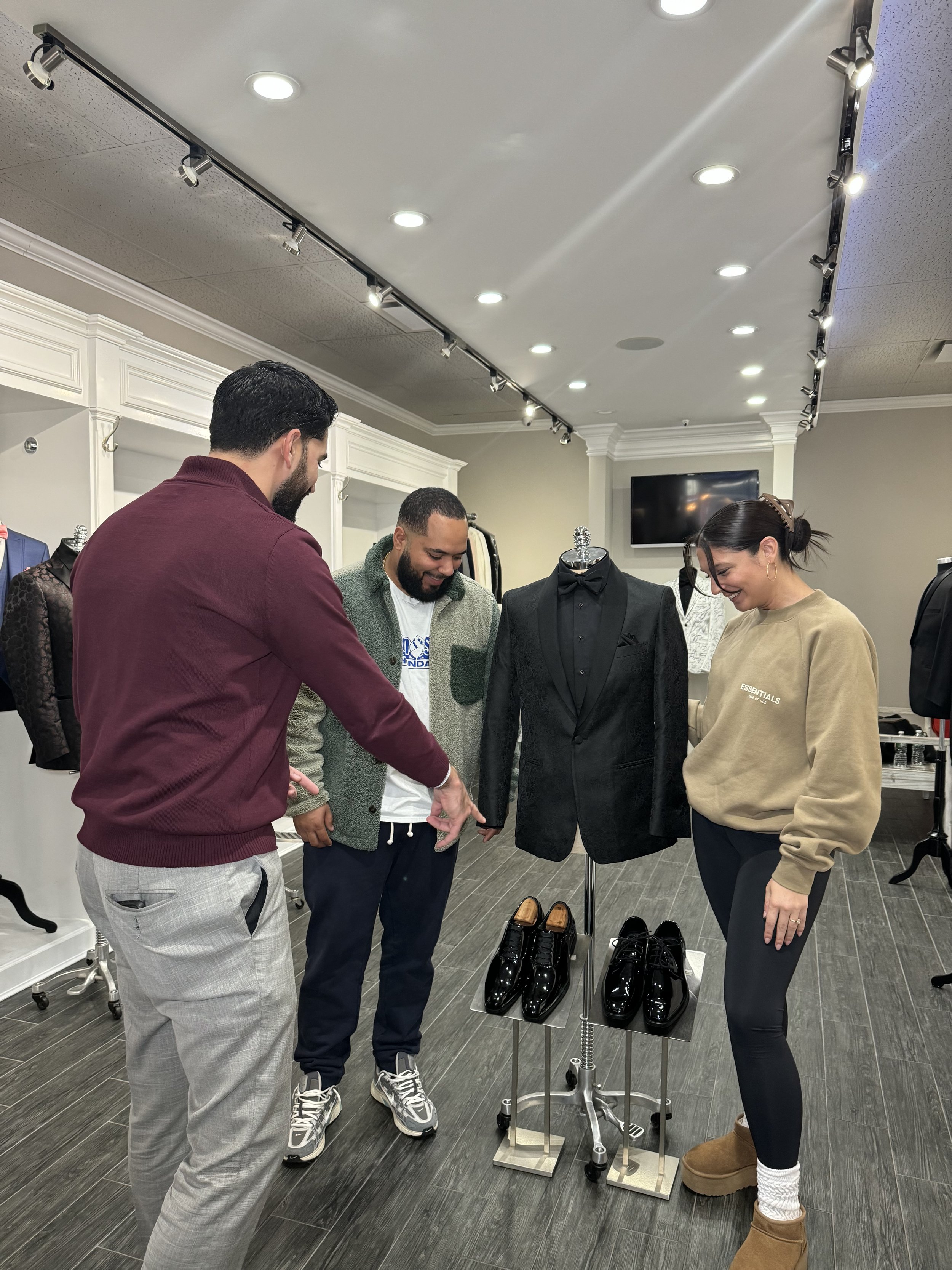 groomsmen suit rental consultation