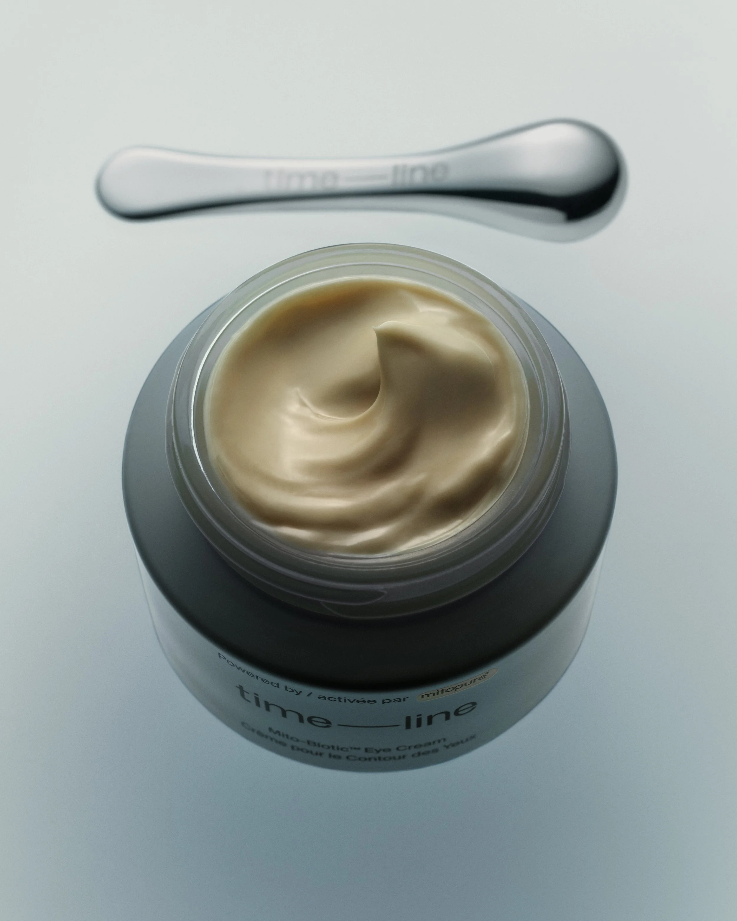 260527_Timeline_S27_EyeCream_CryoSpoon_0973-FINAL.jpg