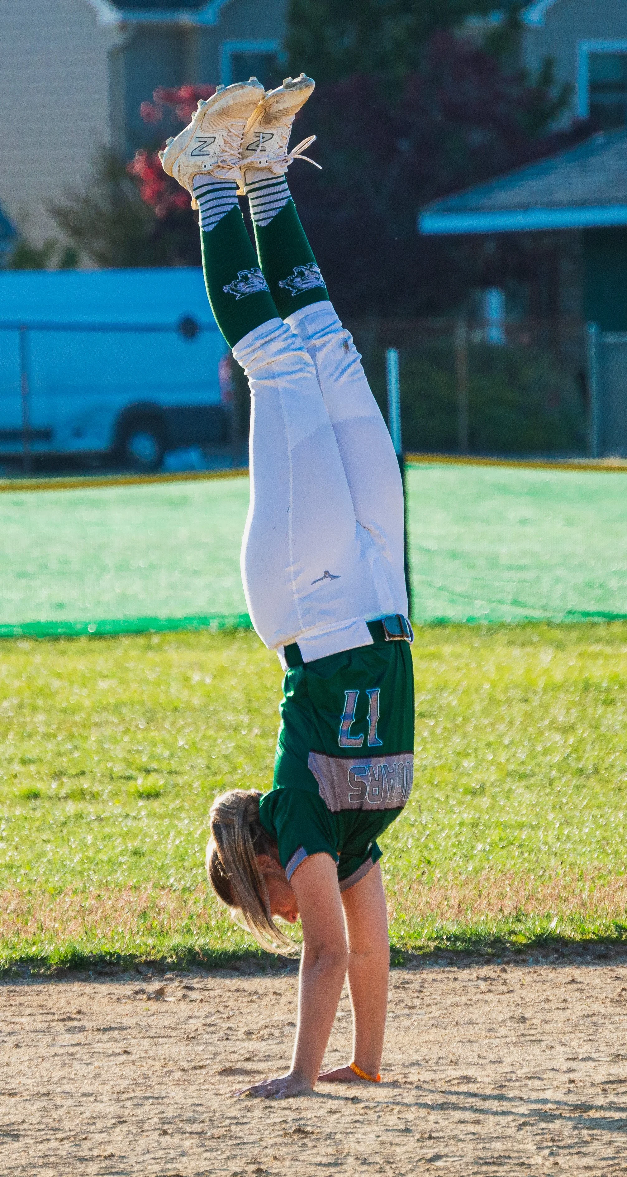 JFKSB_17Handstand.jpg