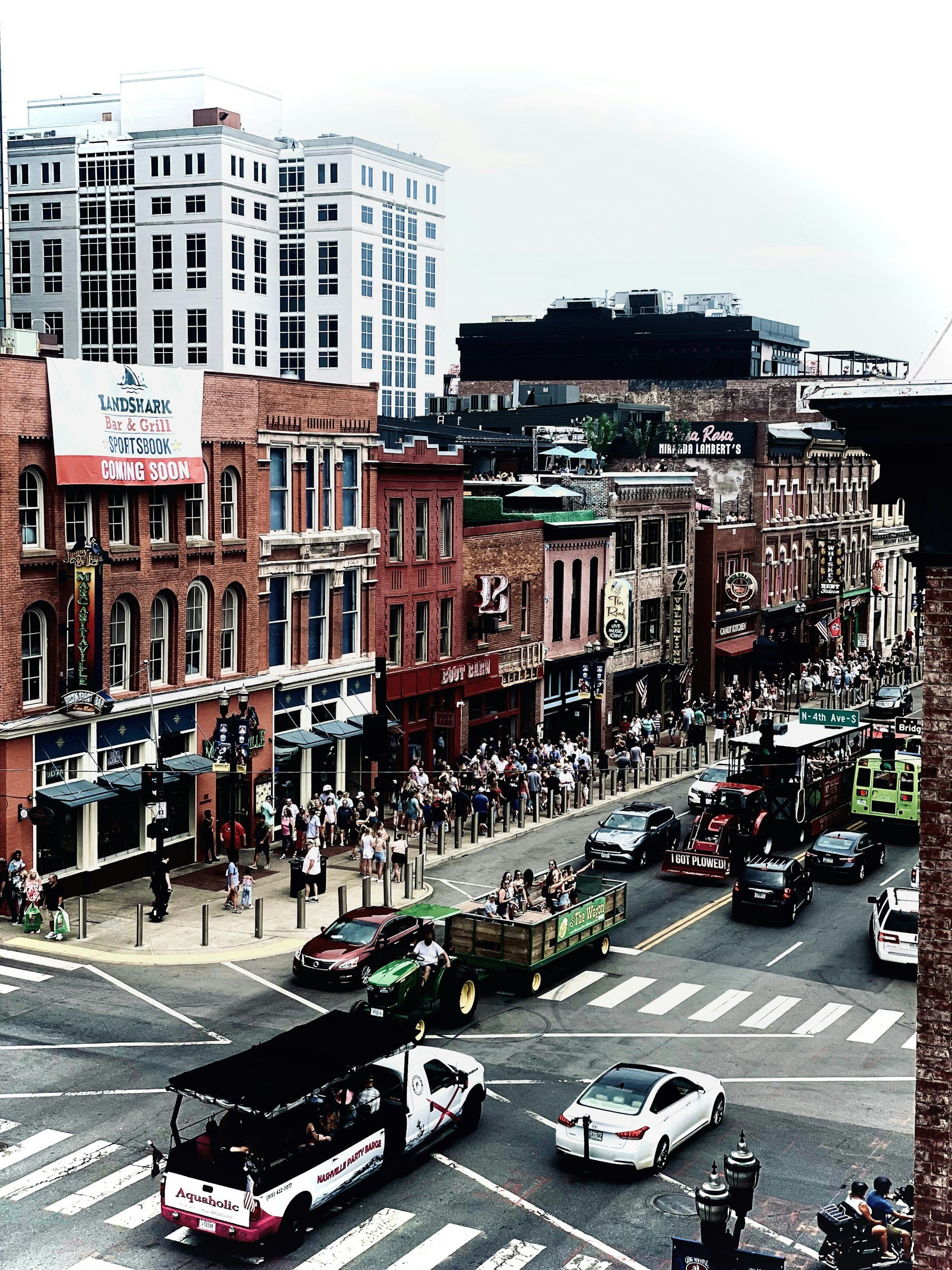 Where to Stay for CMA Fest in Nashville