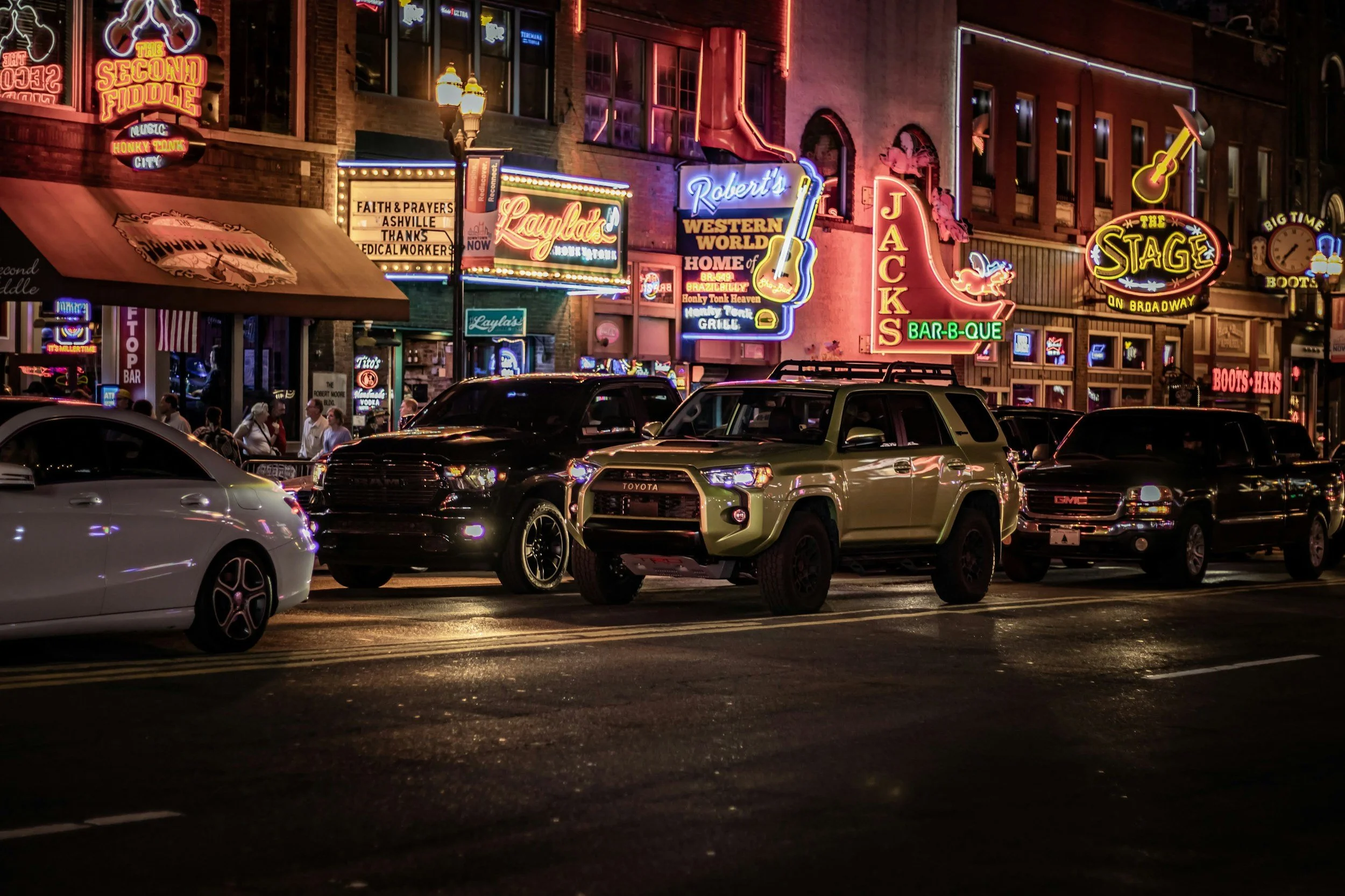 Best Hotels Near Broadway in Nashville