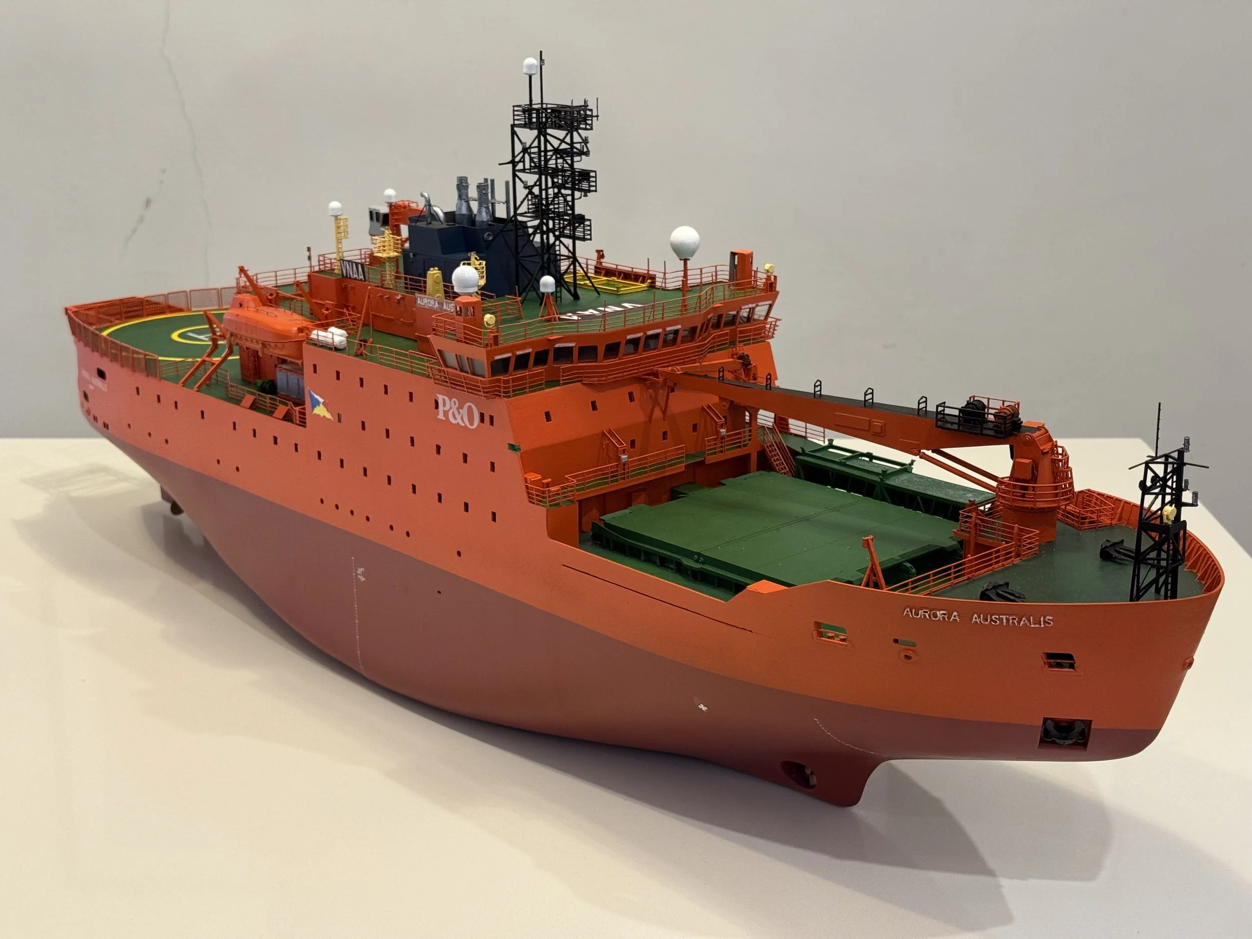 RSV Aurora Australis - Scale 1:100