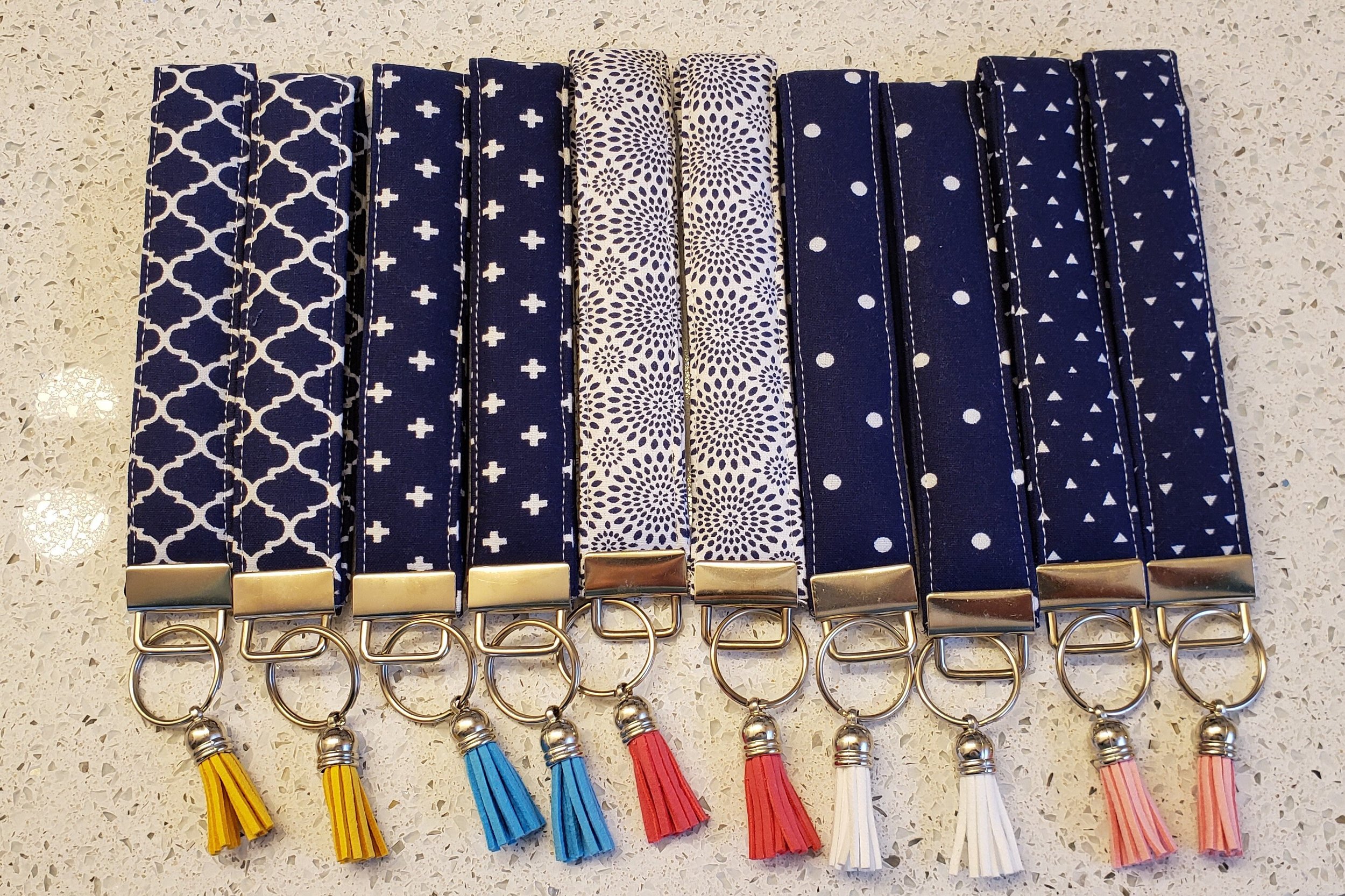 https://i.etsystatic.com/31602083/r/il/8d0df5/3582139772/il_fullxfull.3582139772_ee9n.jpg