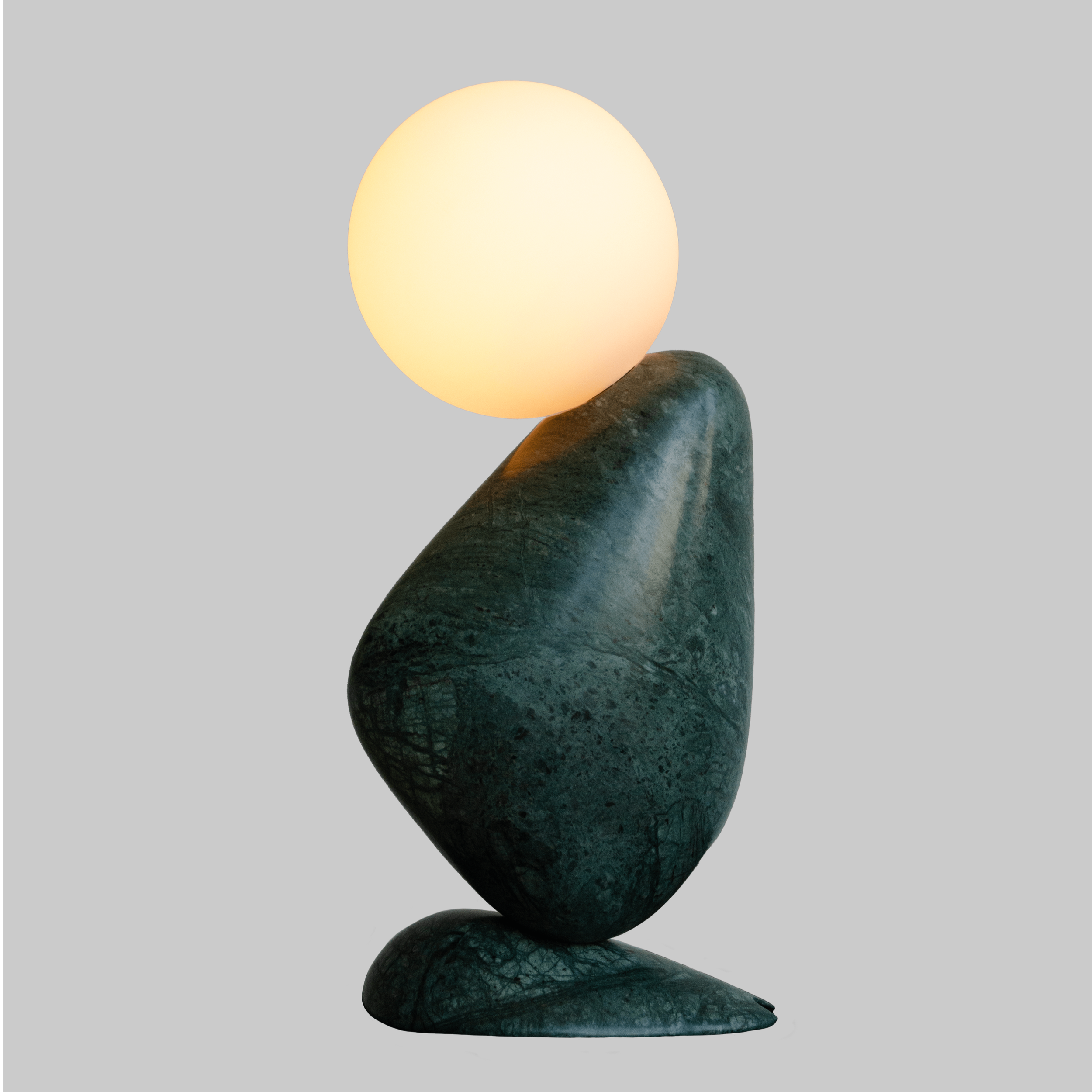 ben+lamp+sized+grey.png