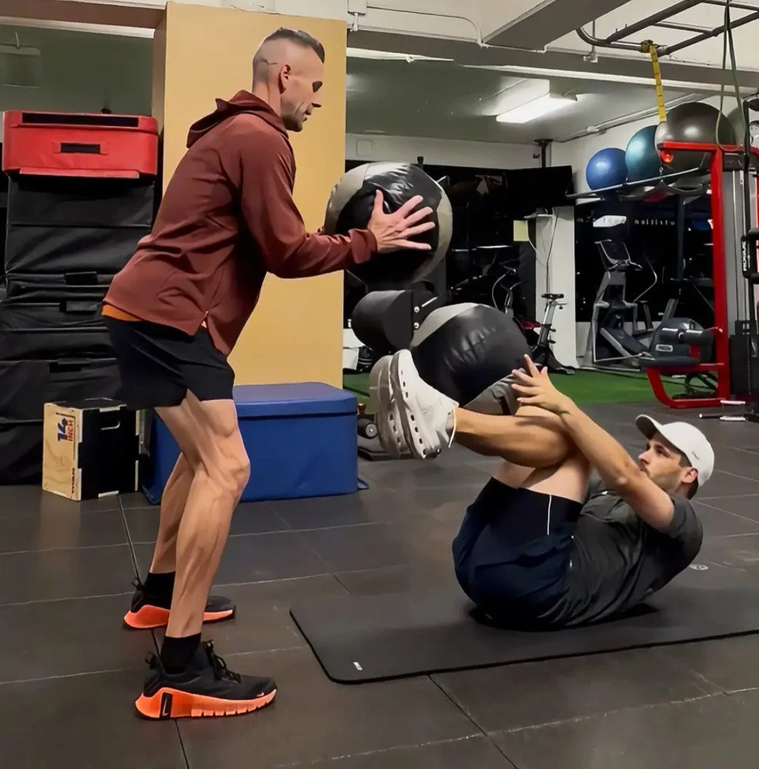 San Francisco personal trainer coaching strength training in the Marina District. Men, women, youth