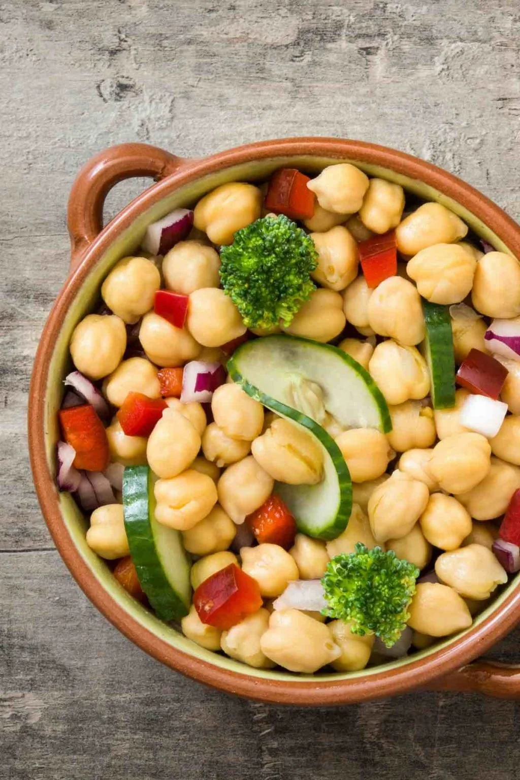 Protein-Packed Chickpea &amp; Veggie Salad (400 Cal) (GF) (DF) 