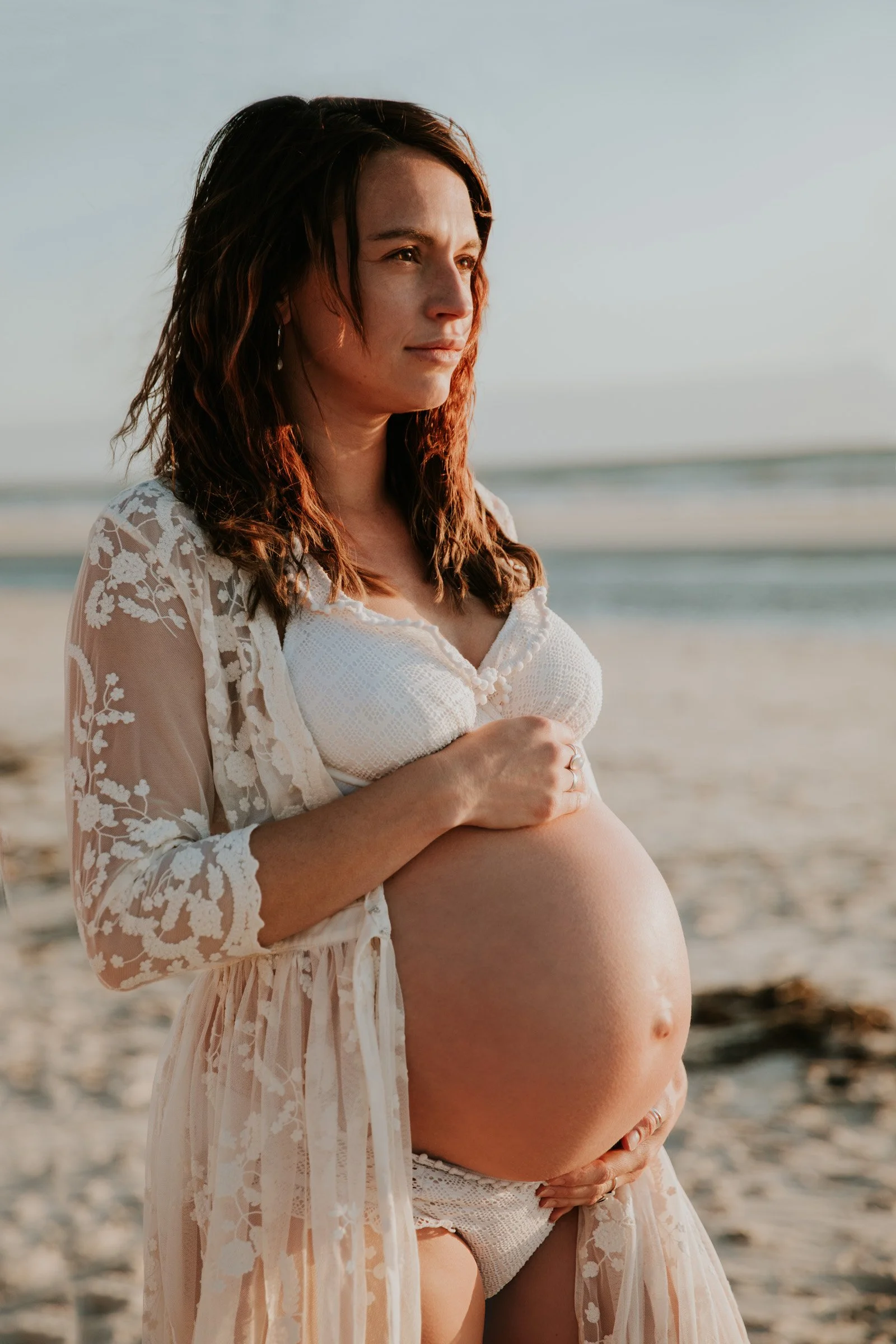 adelaide-maternity-photographer-beach-maternity-portrait.jpg