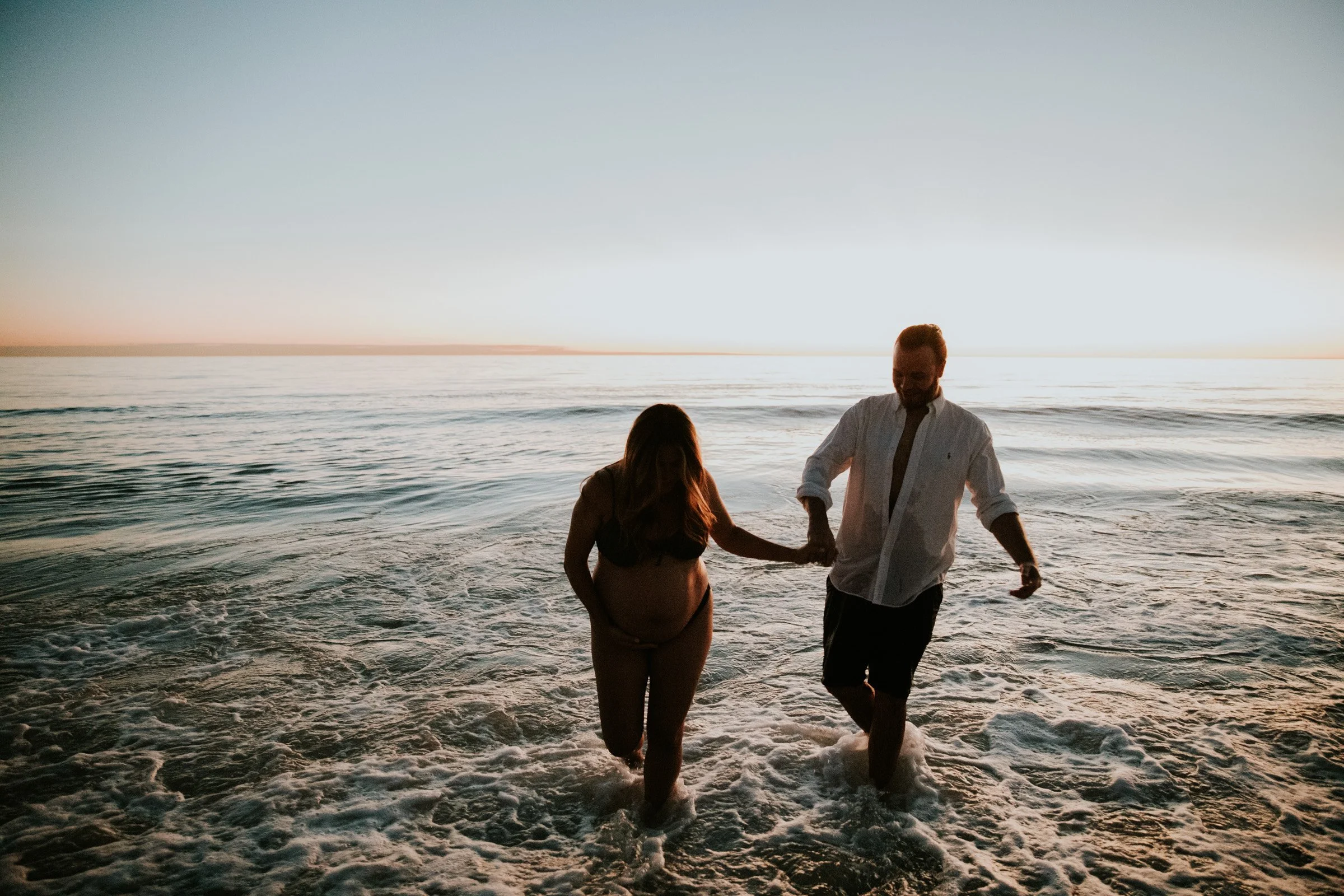 adelaide-maternity-photographer-ocean-swim.jpg