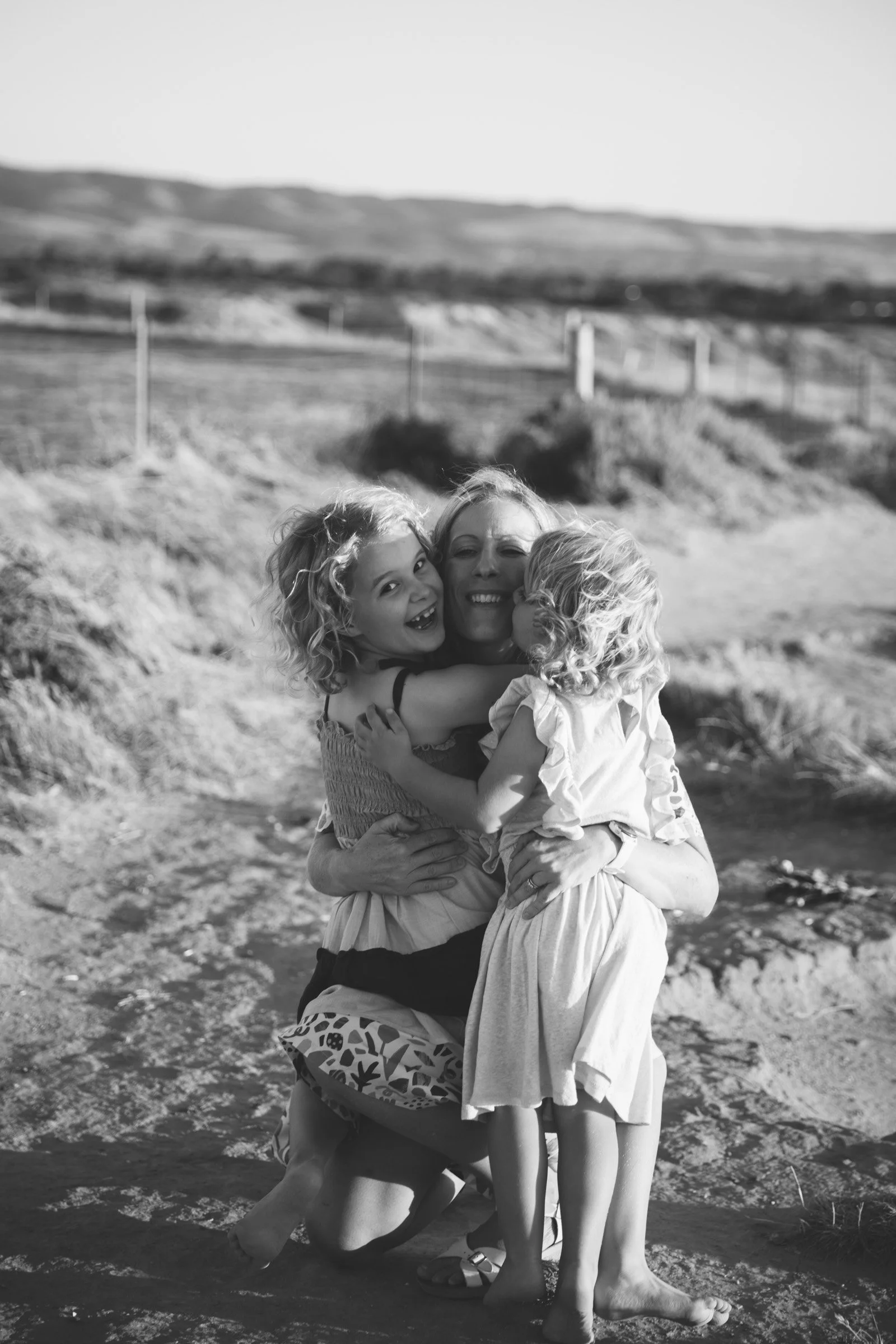adelaide-family-photographer-mother-with-daughters.jpg