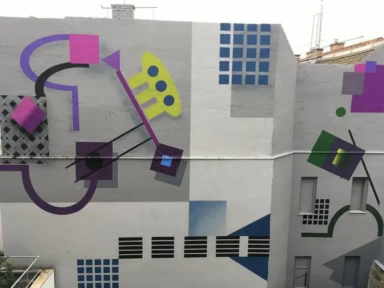 vertigo-murals-tuzfalfestes-epulet-diszites.webp