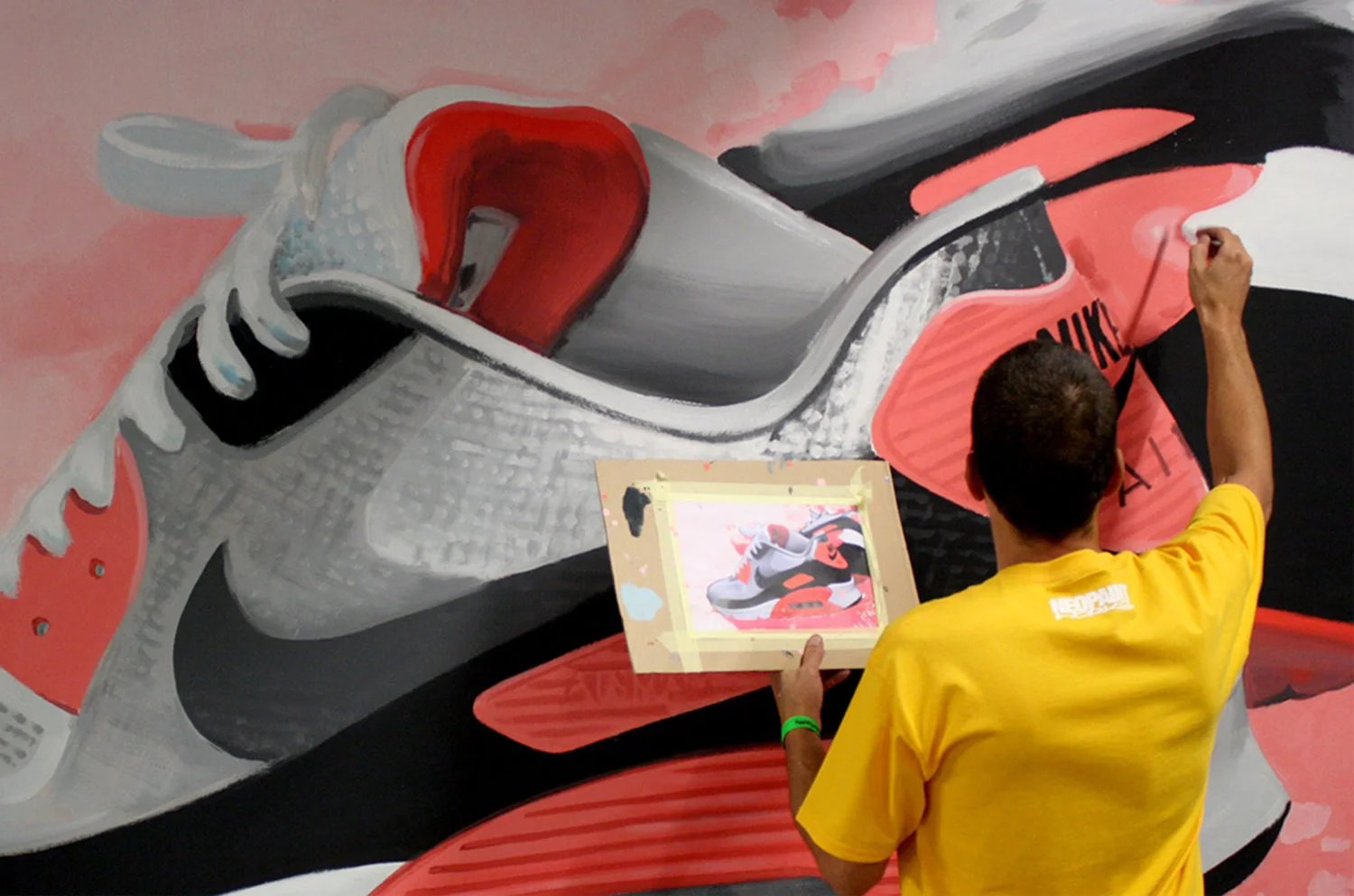 reklámfestés nike vertigo murals.jpeg