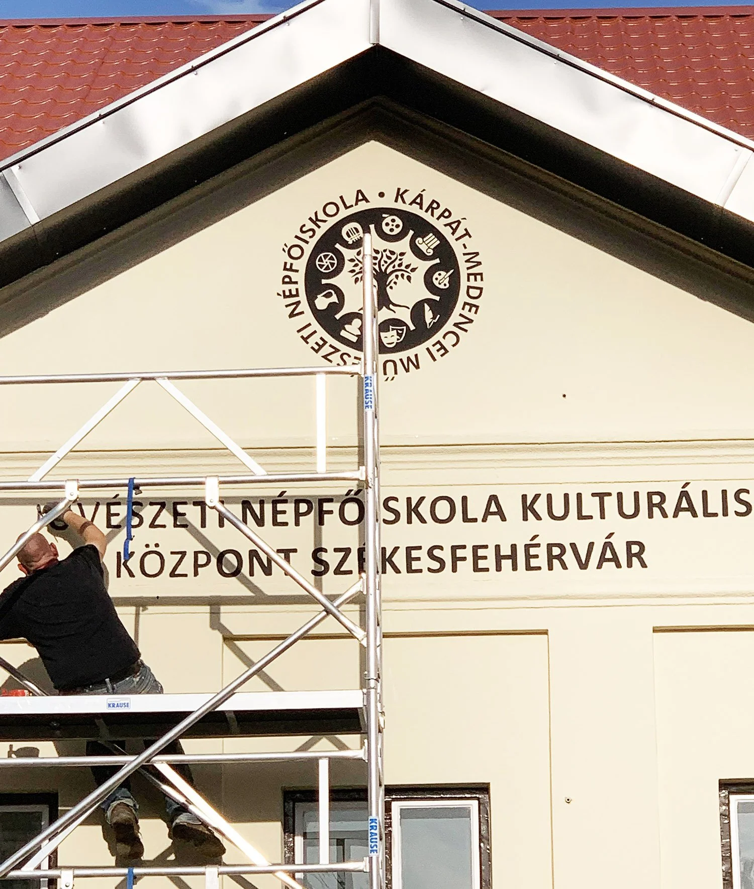 cimfestes-logofestes-portalfestes.-karpat-medencei-nepfoiskola-1.jpg