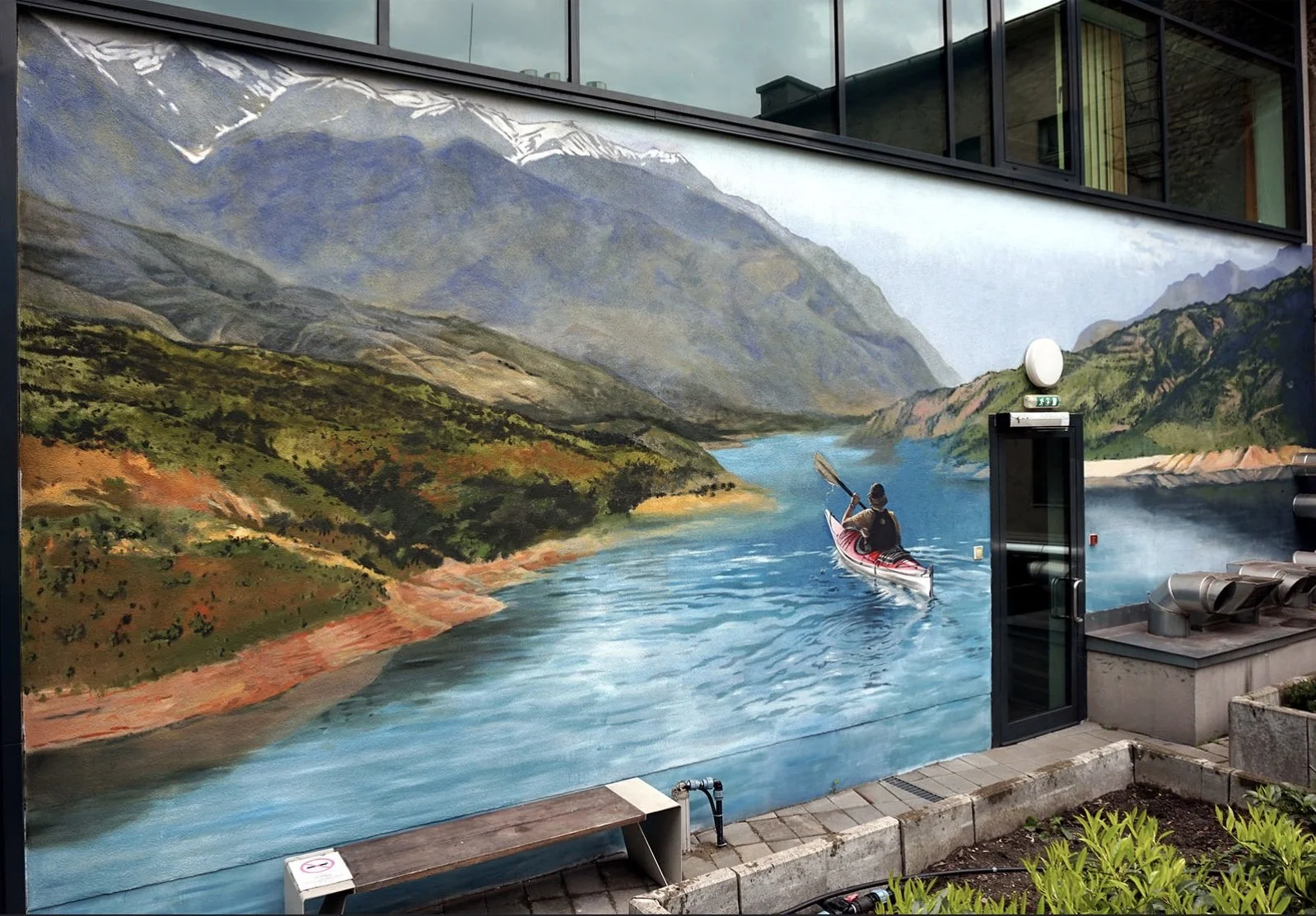 murals2.jpg
