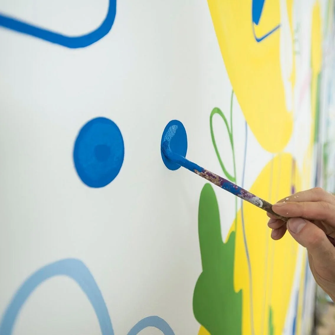 Dekorációs Falfestés Budapest – Egyedi Muralok, Beltéri Dekorációk és Inspiráló Ötletek 2026-ban