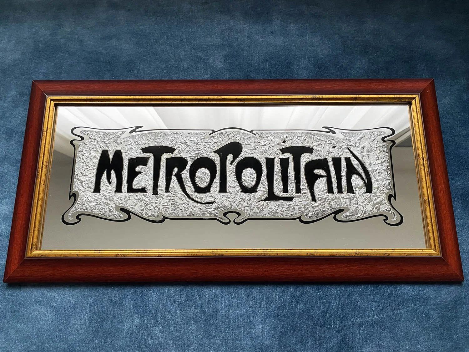Metropolitan Tükör1.jpg