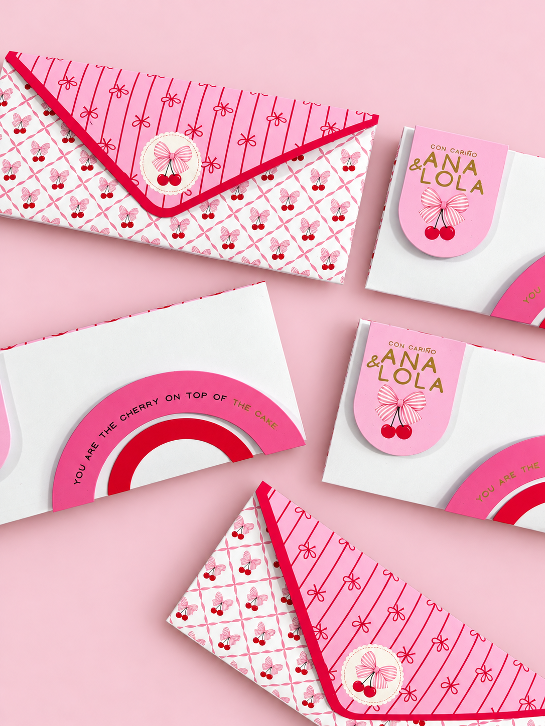Papelería rosa con lazos y cerezas.png