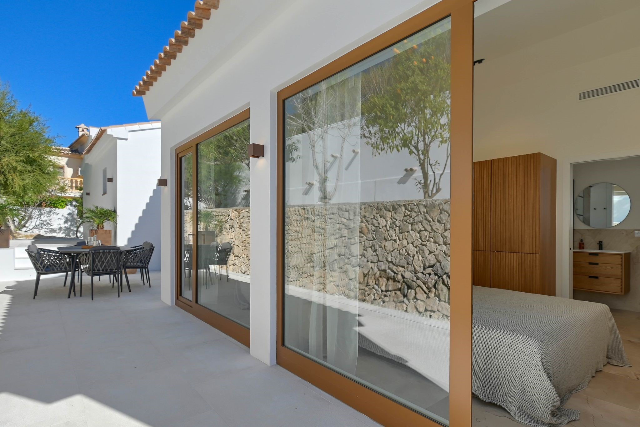 Outside 2 - Copy.jpg