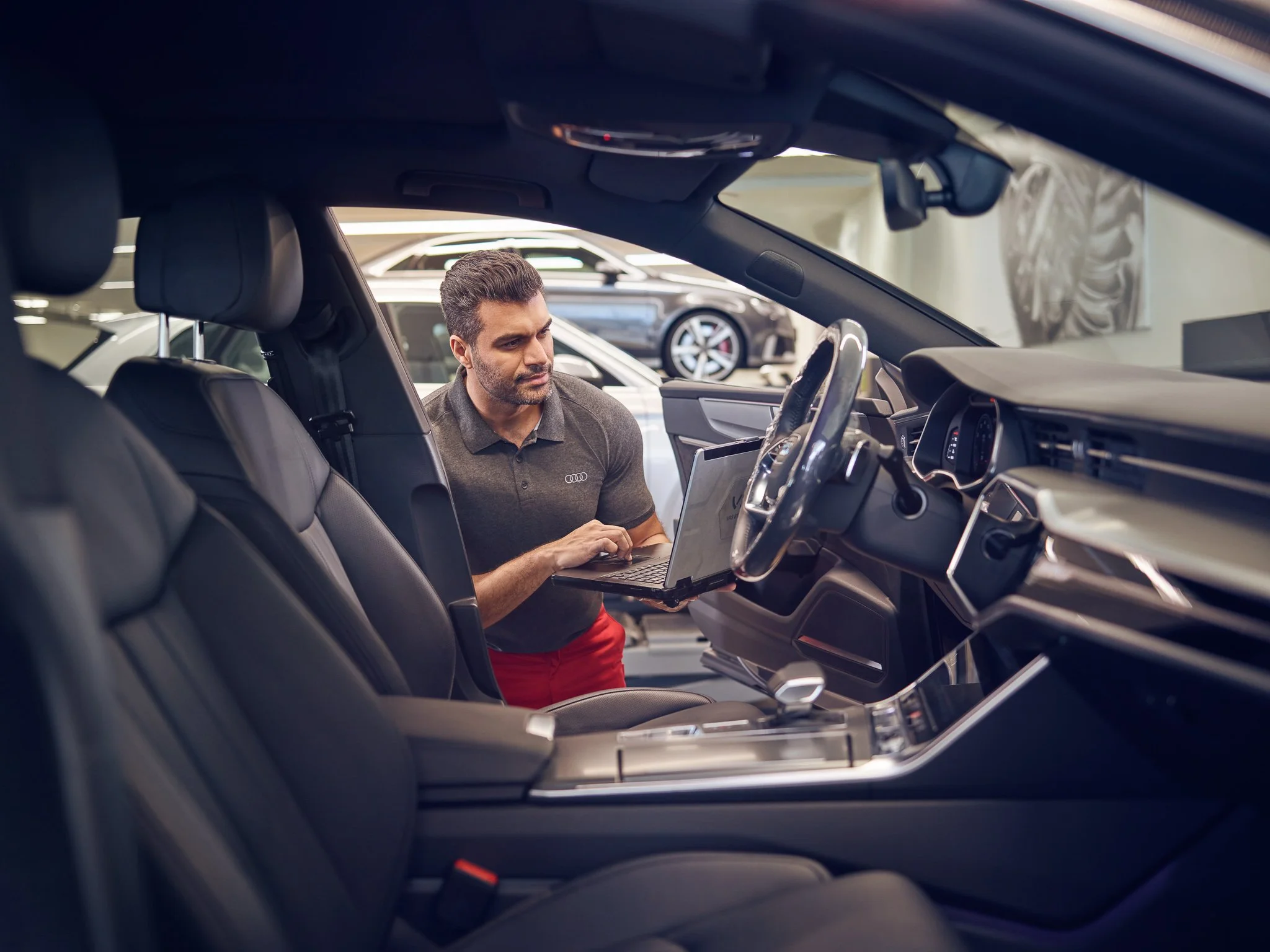 AUDI_SERVICE_010219_0570_final_v2 copy.jpg