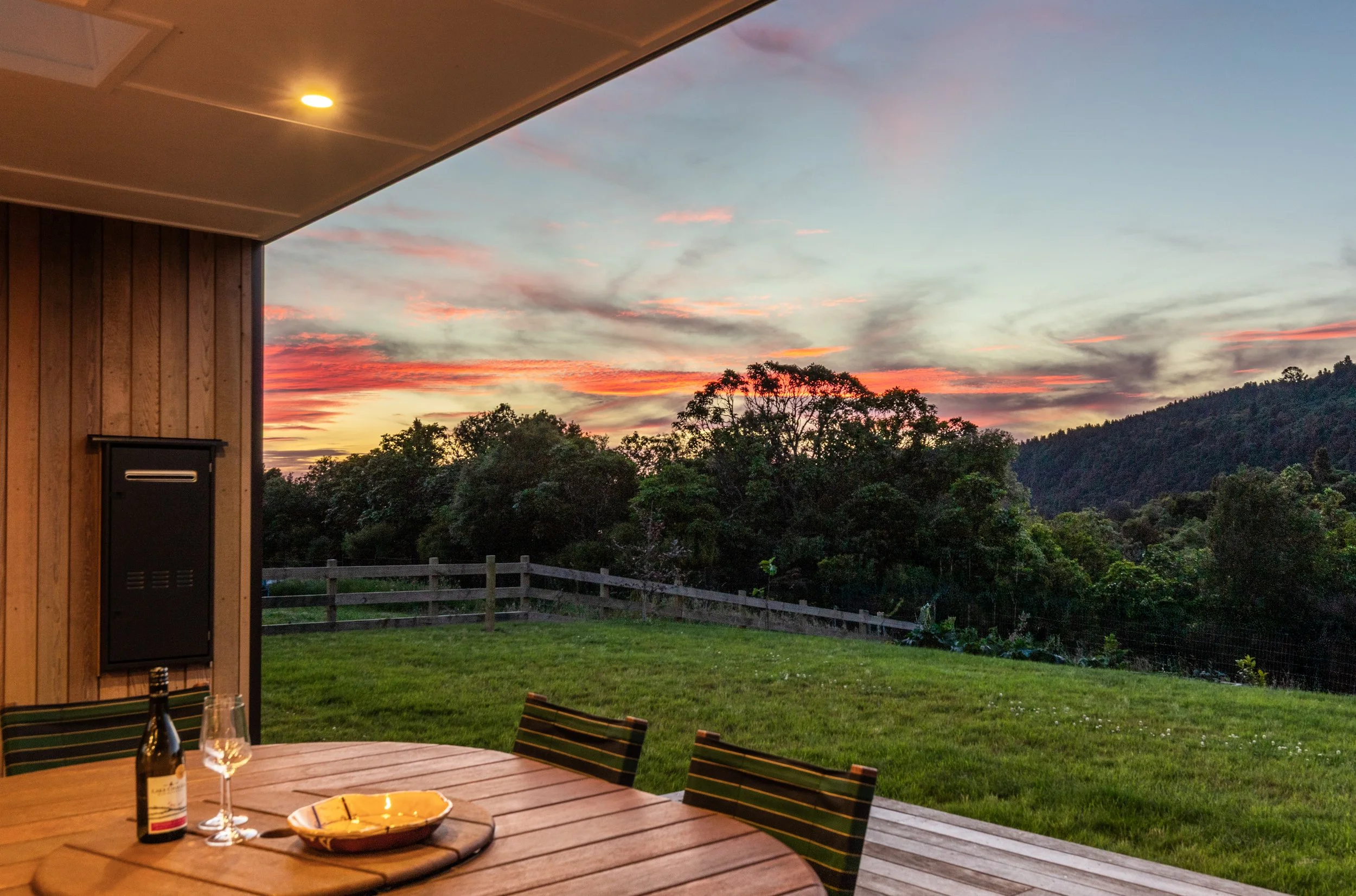 Seven Oaks Drive 44 Twilights - 08.jpg