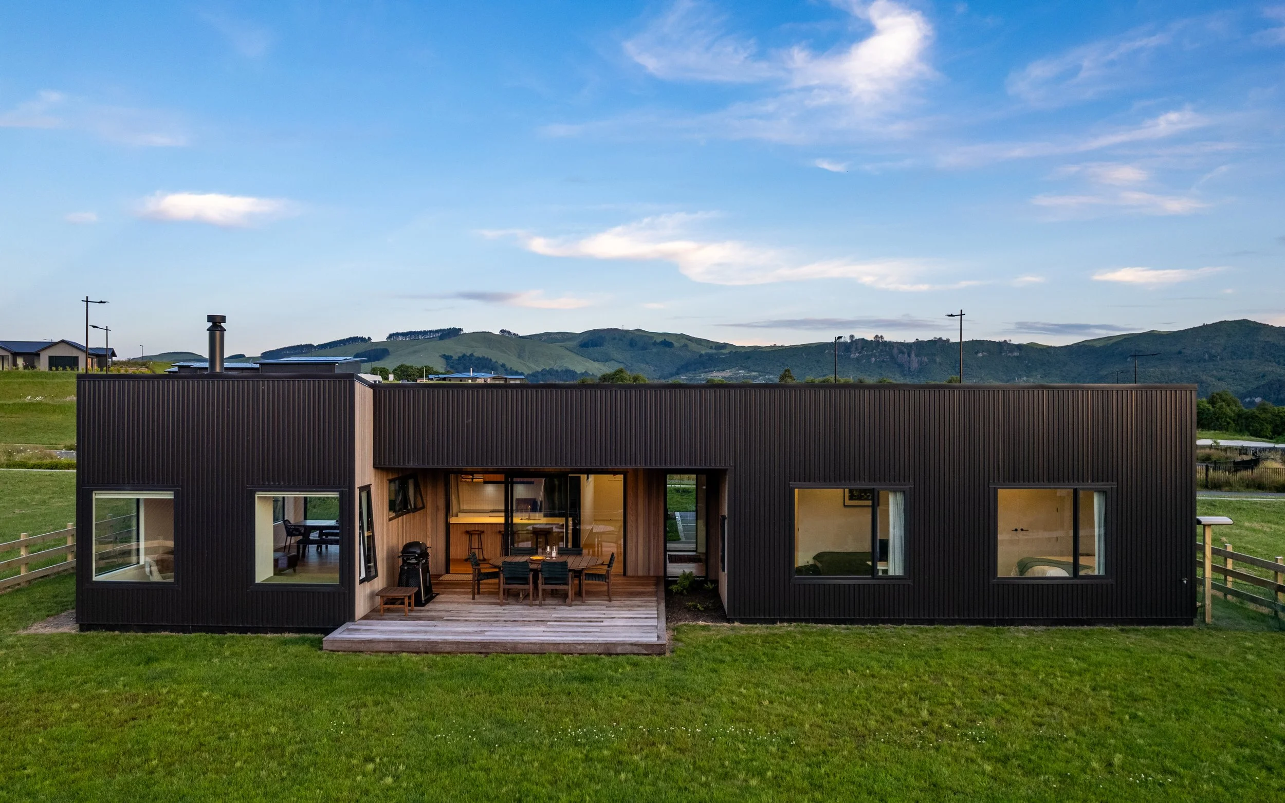 Seven Oaks Drive 44 Twilights - 12.jpg
