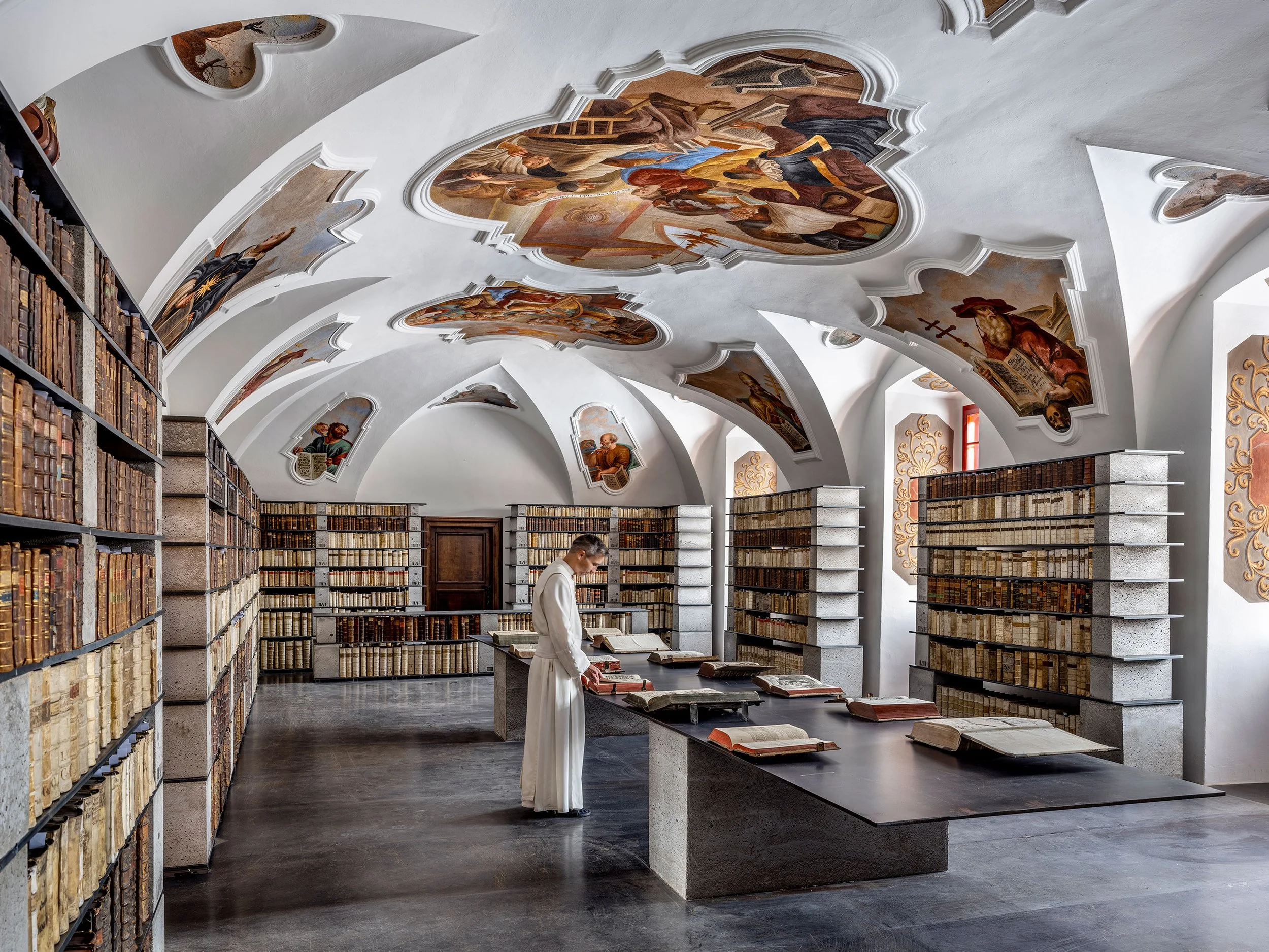02_library_monastery_zeliv_sepka_architects_ales_jungmann_yatzer.jpeg