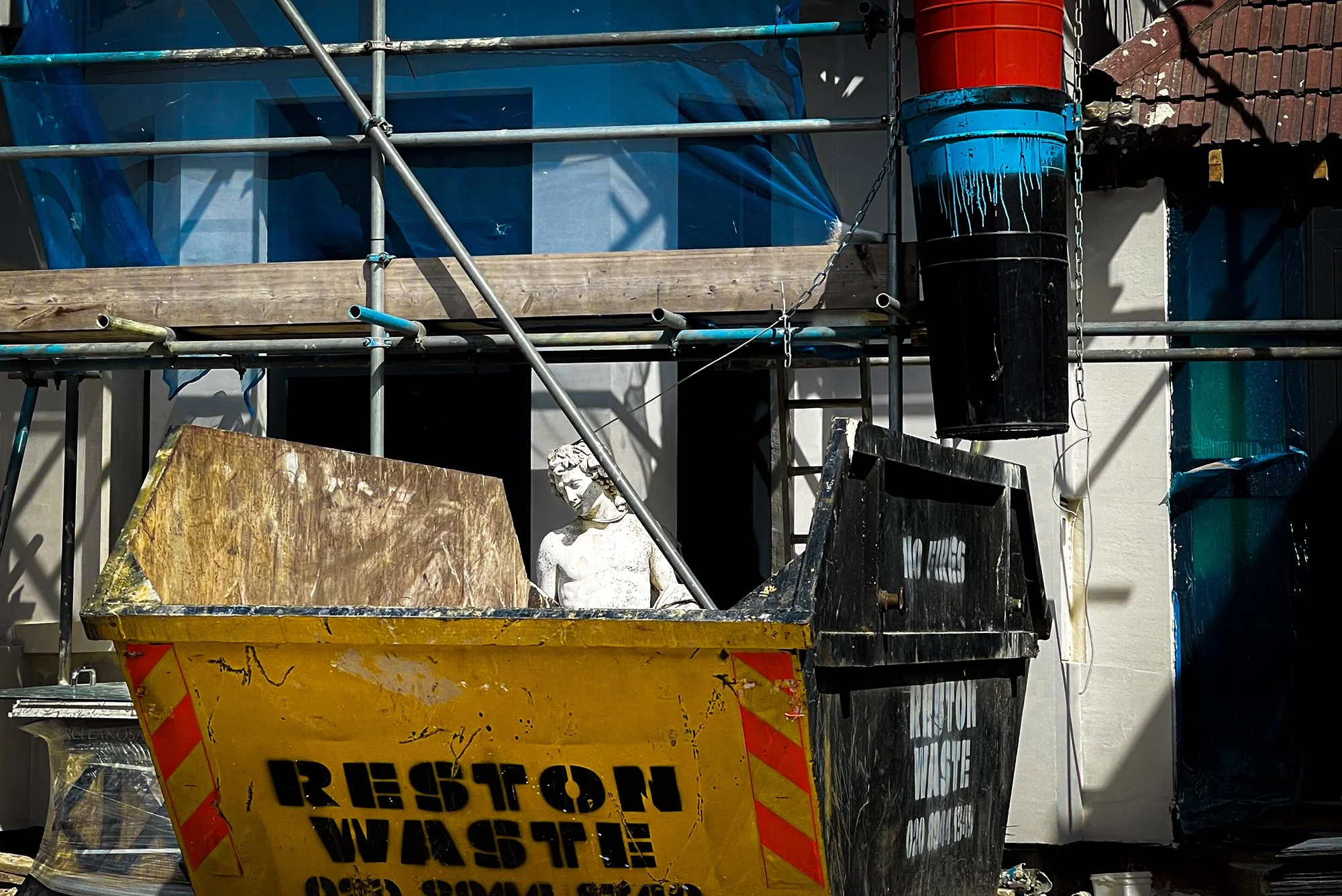 SKIP_STATUE_CROPPED_WEB.jpg