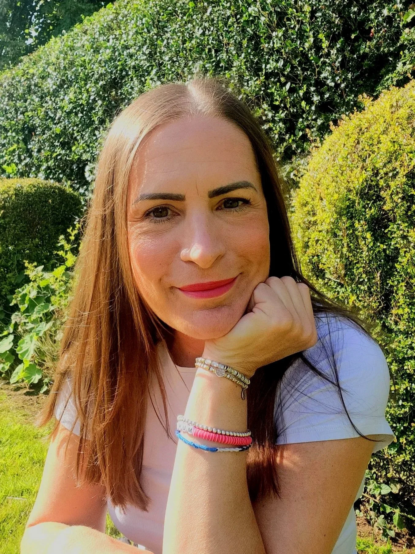 Lucy Hemmings sober coach UK supporting men and women with grey area drinking