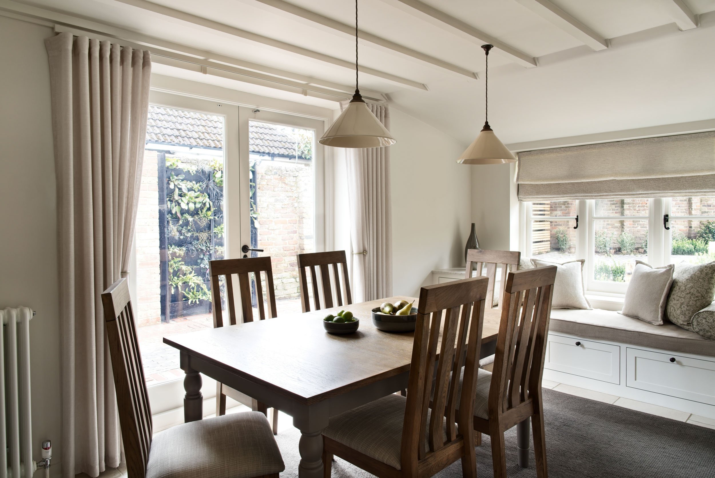 Esher Listed Cottage Fiona Brass Interiors (4).jpg