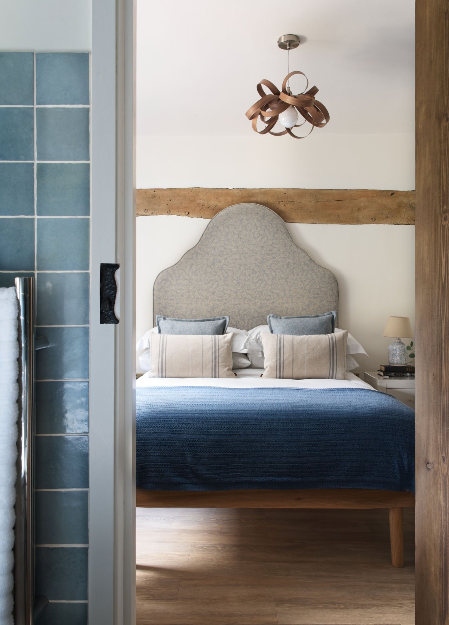Esher Listed Cottage Fiona Brass Interiors (7).jpg