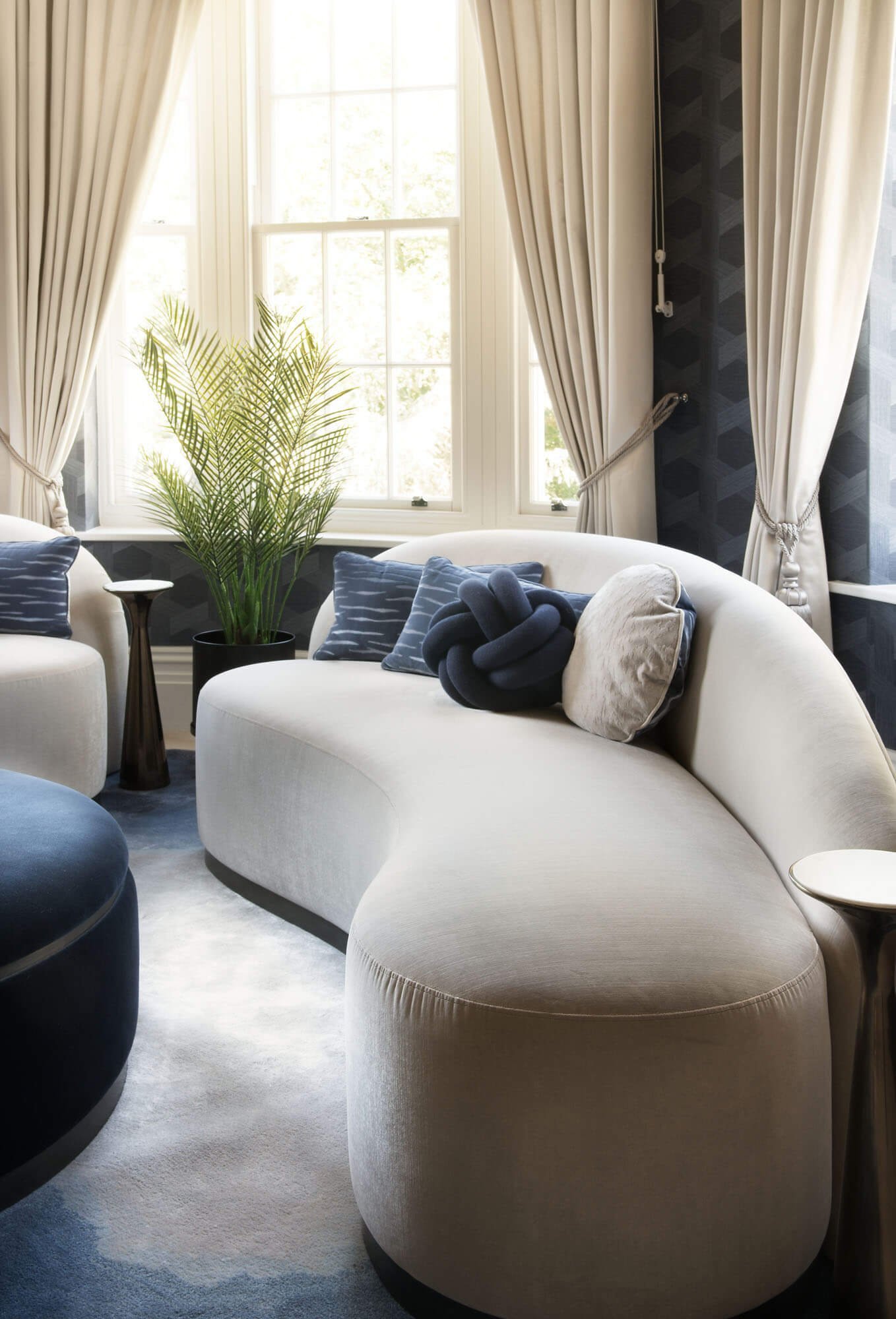 The oxshott Estate Fiona Brass Interiors (7).jpg