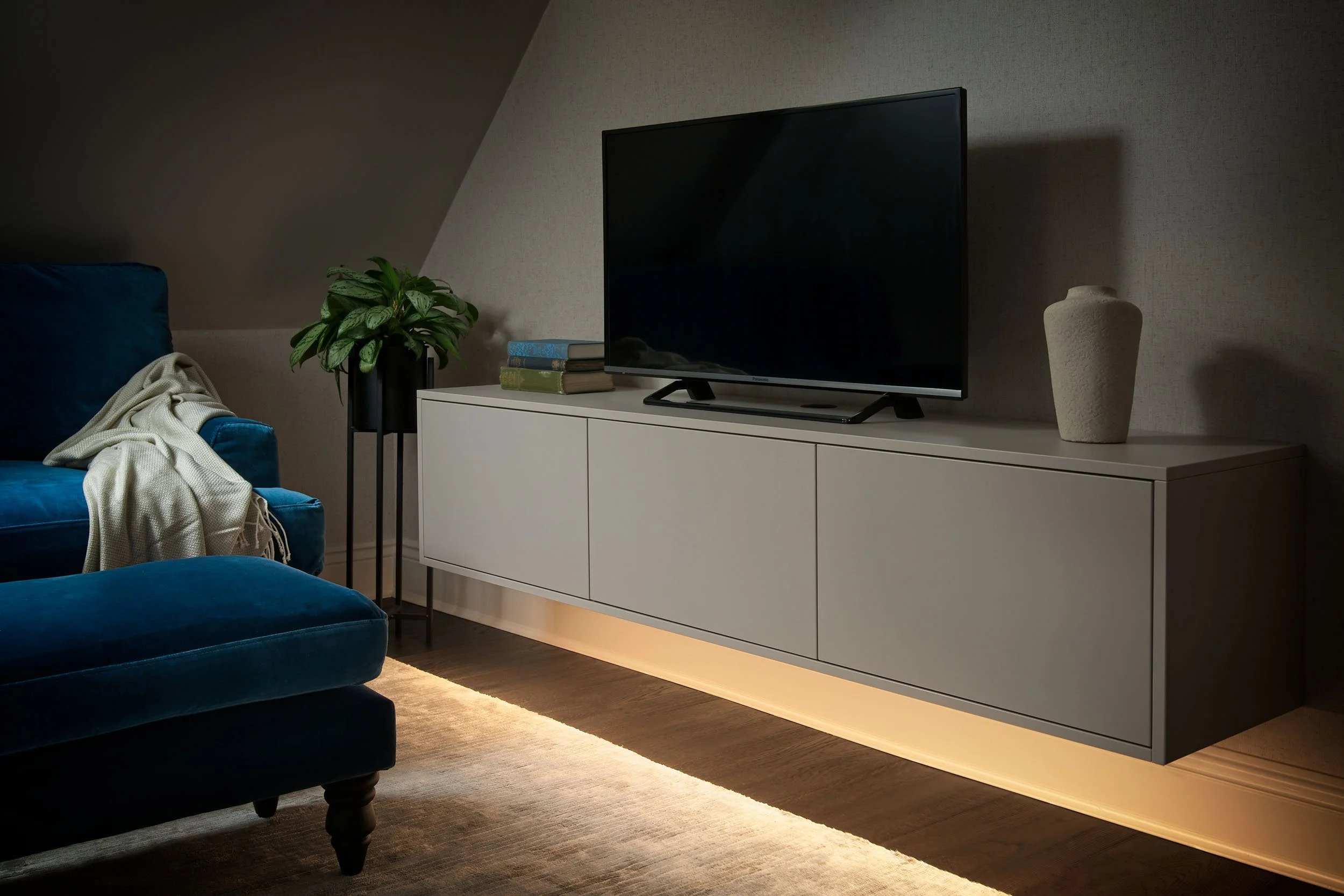 Oxshott Family Home Fiona Brass Interiors (2).jpg