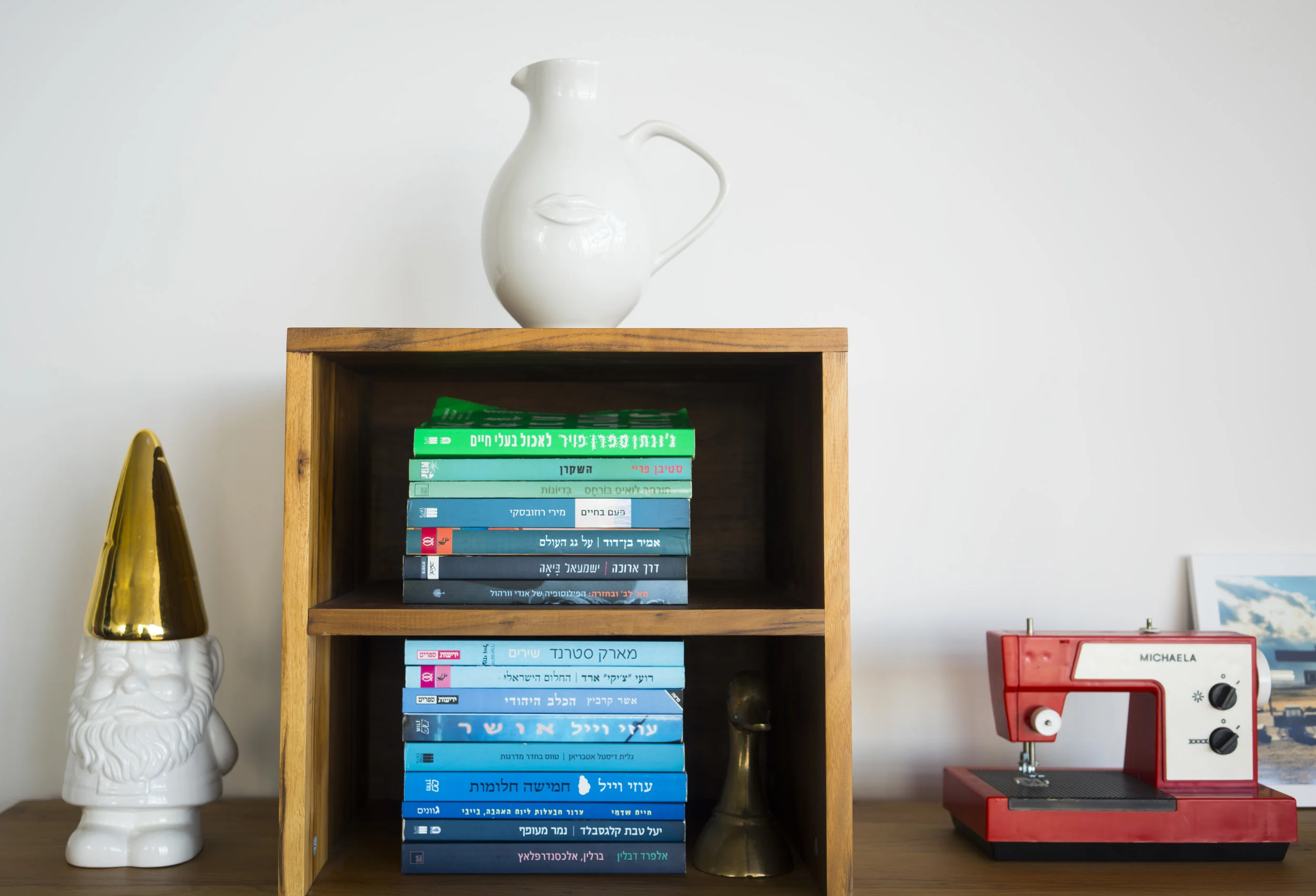 31 book shelf8.jpg