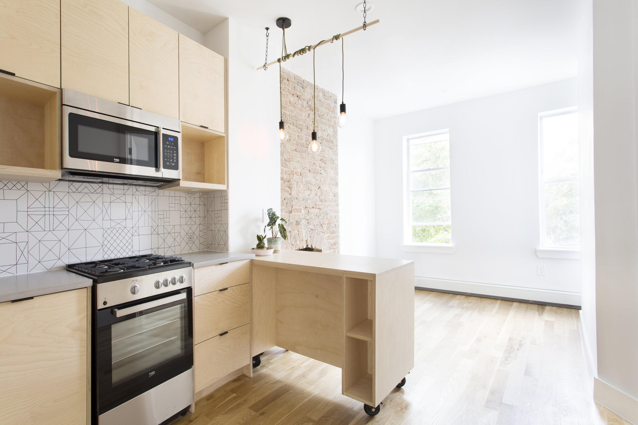 NR_Venn1095Madison_011.jpg