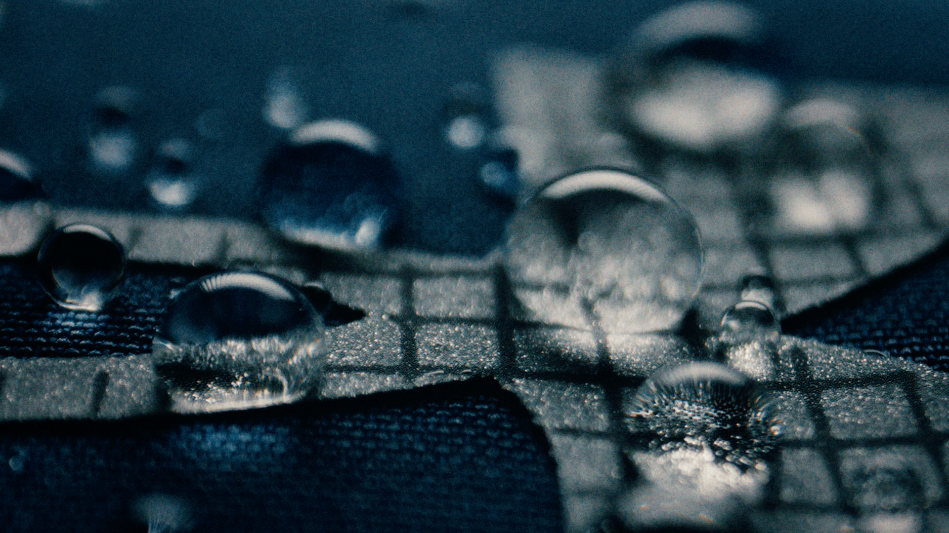 UA_BE-THE-STORM_01.png