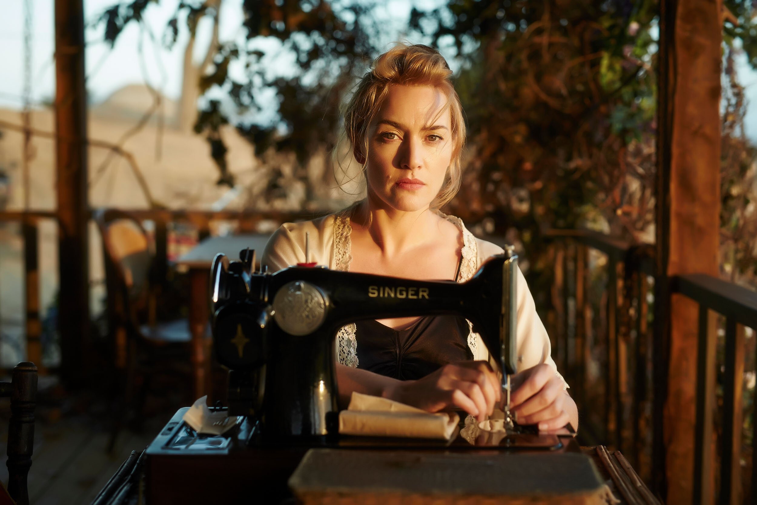 2014_11_17+The+Dressmaker_0623.jpg