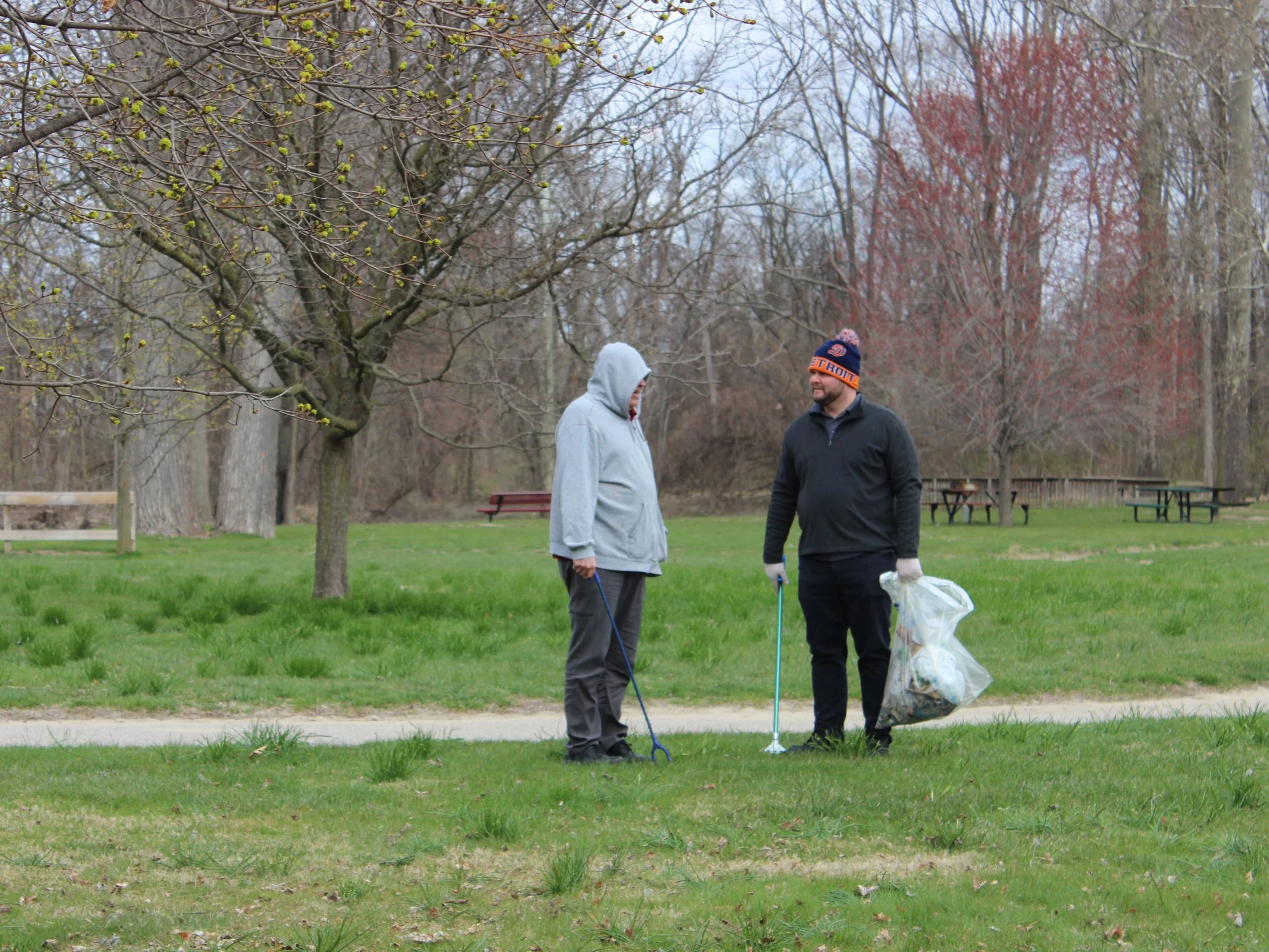 Weekly Clean: Clinton River Heritage Park