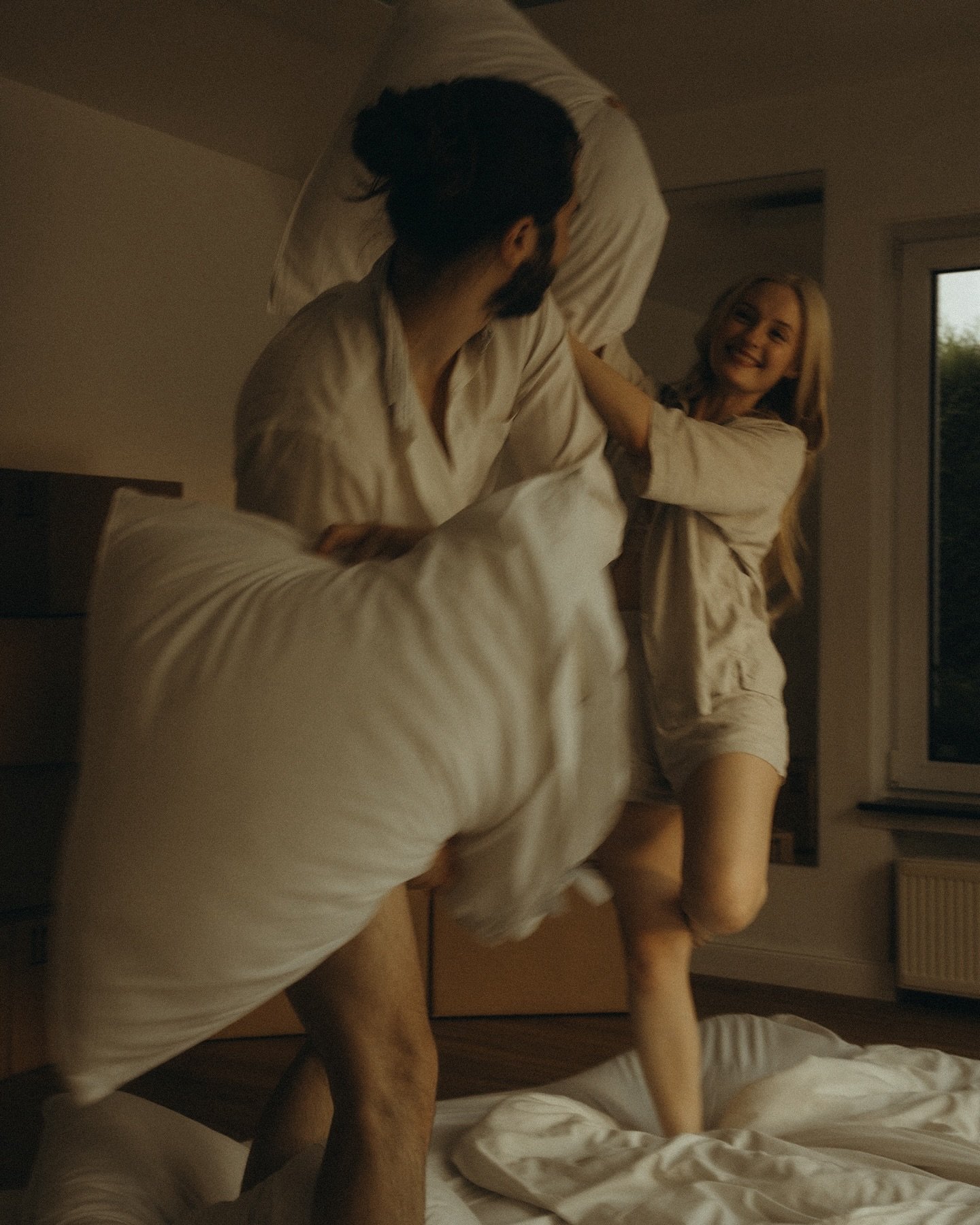 As much as we enjoy travel and waking up to new surroundings, there will always be something special about slow mornings at home. 

&bull;&bull;&bull;&bull;&bull;

content day: &ldquo;Let&rsquo;s Move In&rdquo; 
photography: @nastjacaptures 

&bull;&