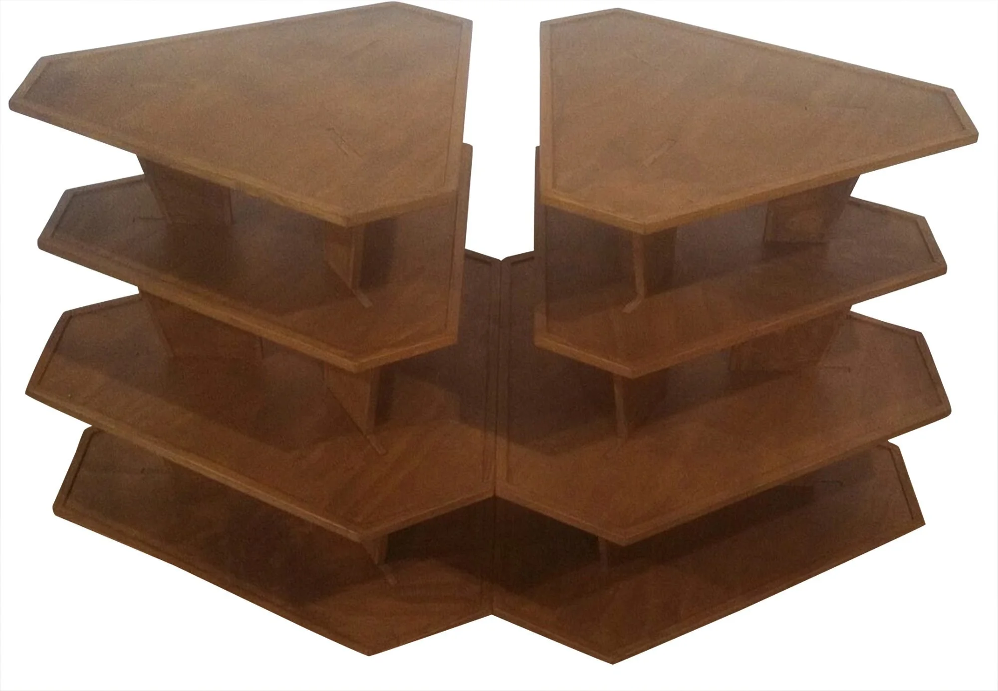 Three-sided triangular gondola with tiered shelves