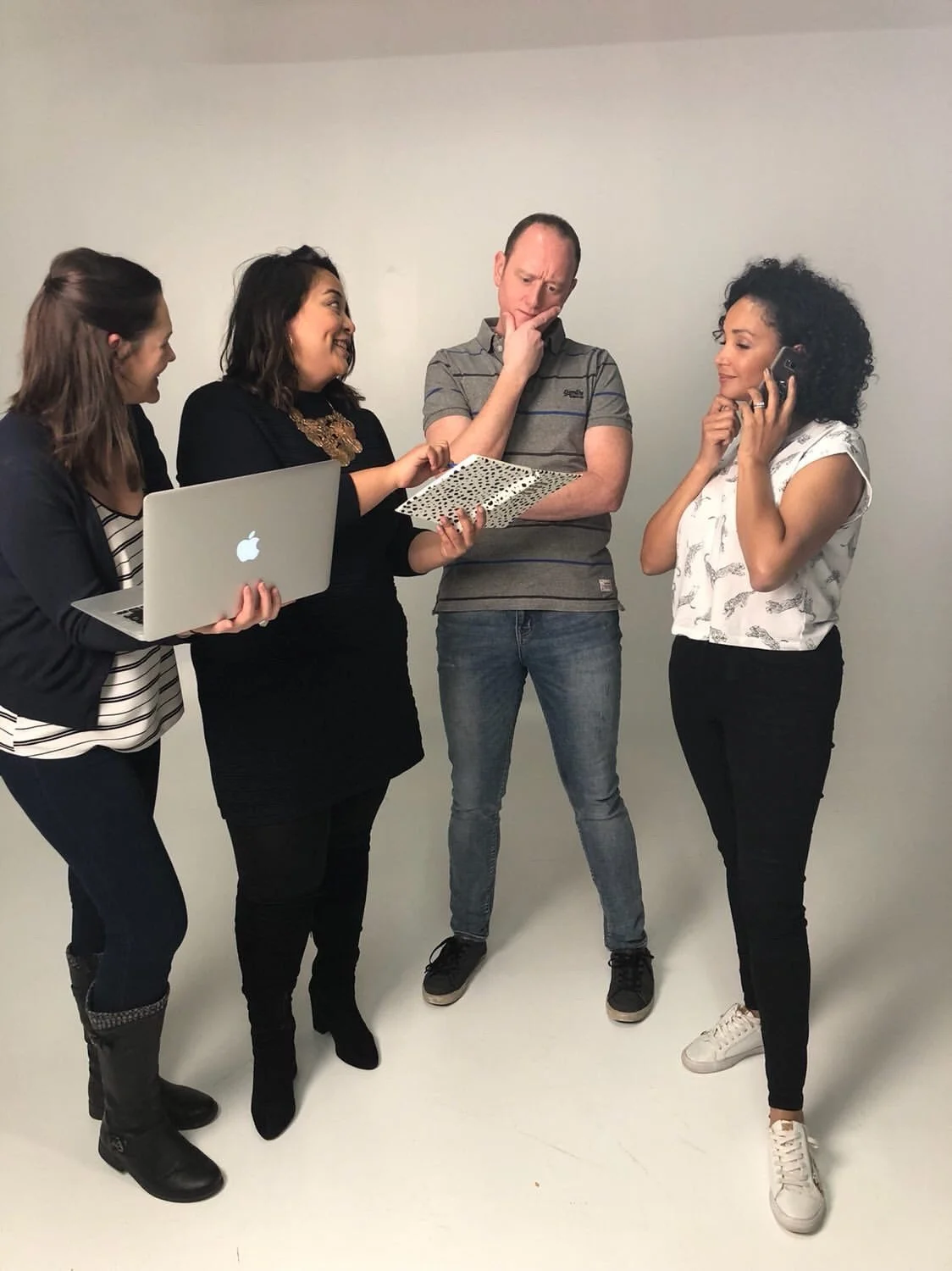 How to Create an Influencer Contract to Market your Event